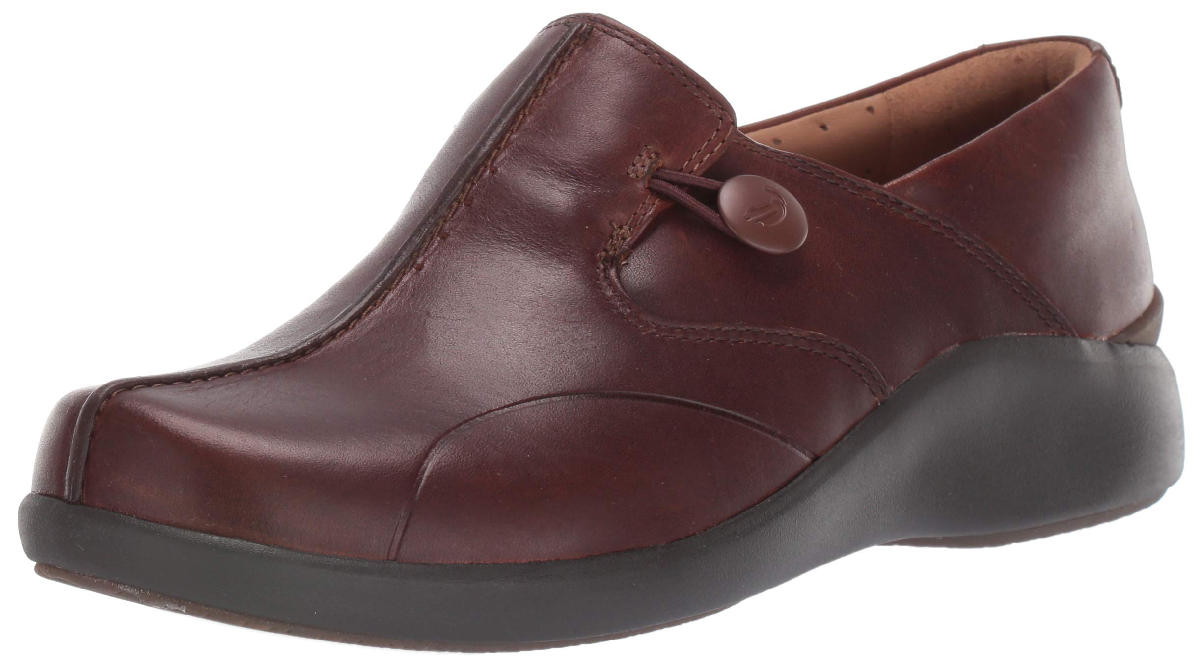 Clarks Women's Un.Loop 2 Comfortable Slip-On Walking Loafers - Perfect for Work, Travel & Everyday Casual Wear
