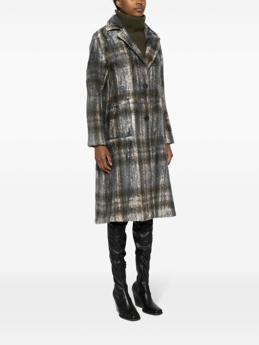Avant Toi Women's Black Winter Coat - Stylish Warm Outerwear for Cold Weather | Perfect for Work, Travel & Outdoor Activities