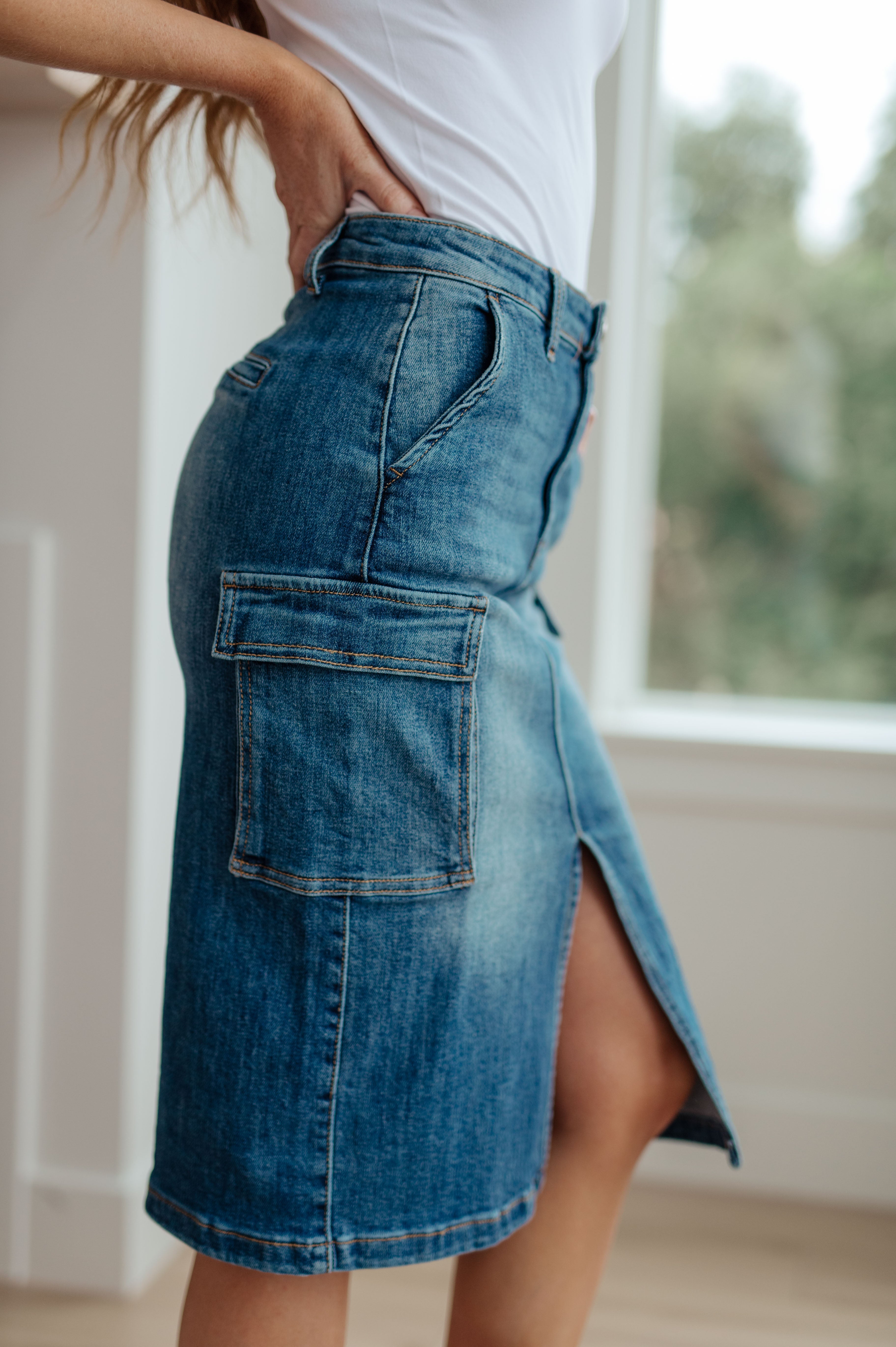 Always Be There Cargo Denim Skirt for Women - High Waist Stretch Denim Skirt with Pockets | Perfect for Casual Outfits, Streetwear & Travel