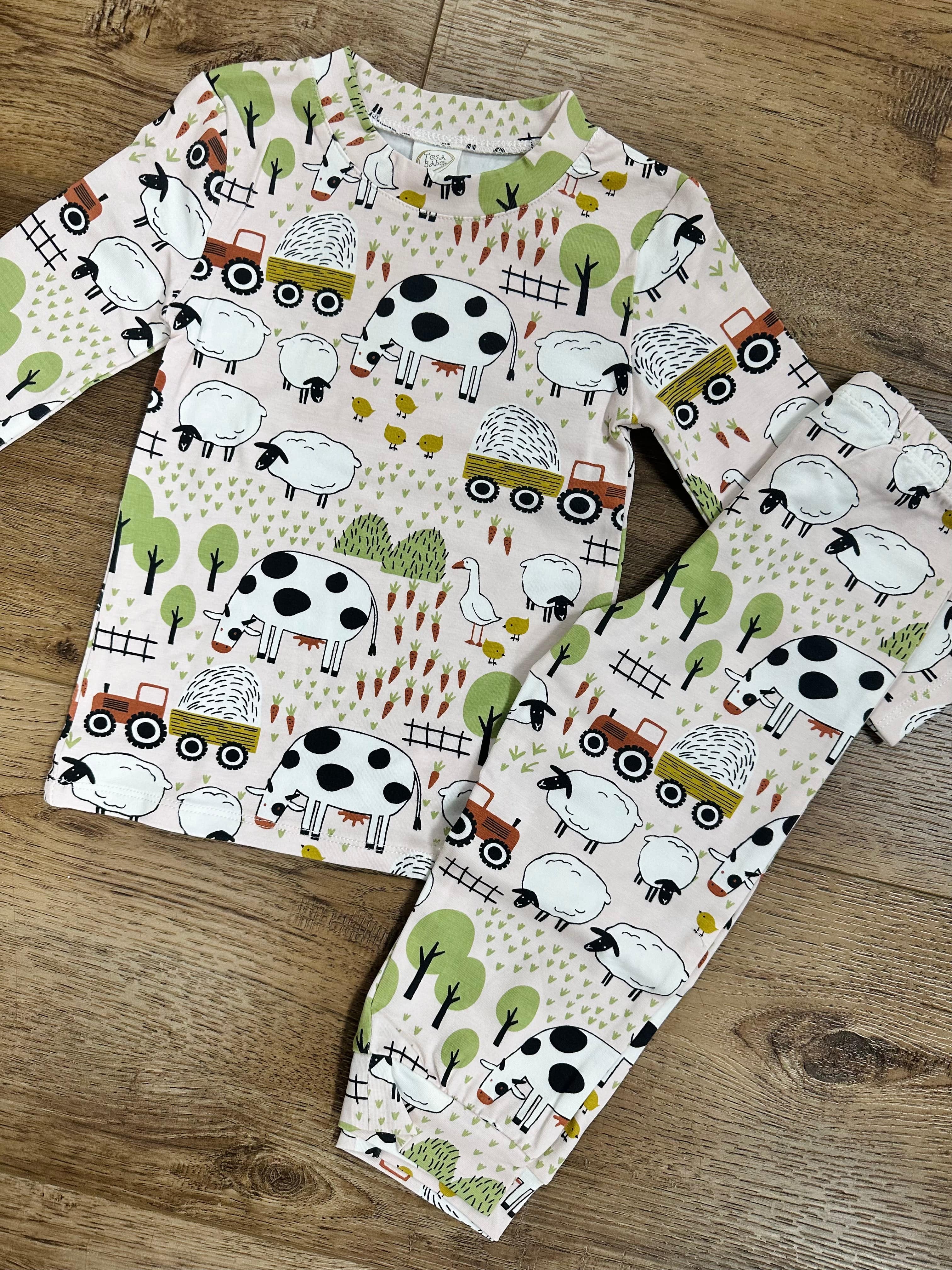 Organic Bamboo Pajama Set for Girls - Soft Farm Animal Print Sleepwear - Perfect for Bedtime, Lounging & Sleepovers