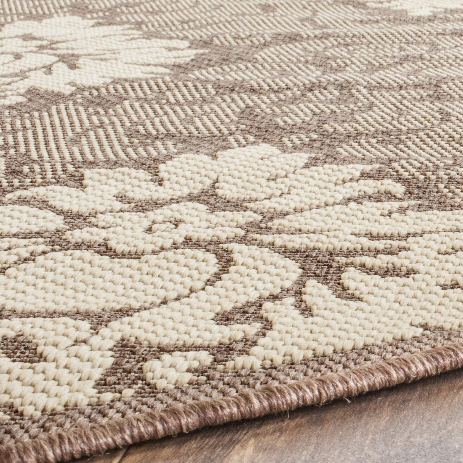 SAFAVIEH Courtyard Collection 6'7