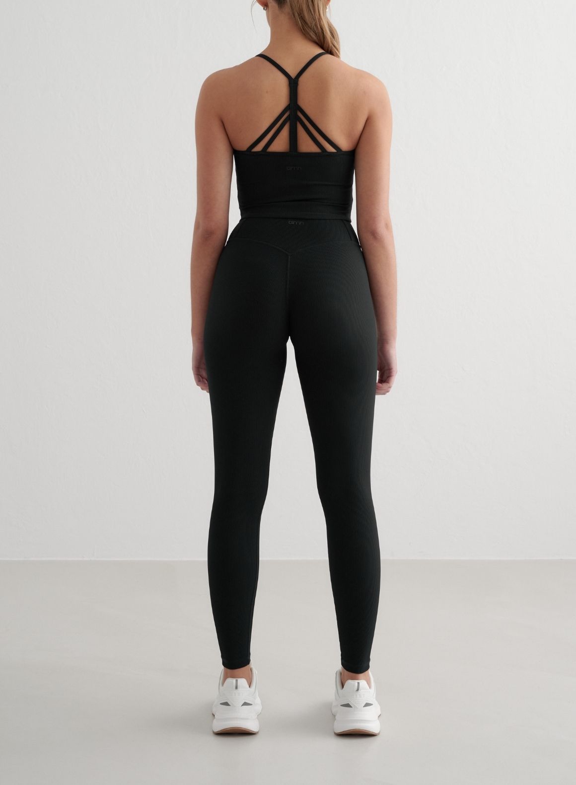 Black Ribbed Performance Bralette - Seamless Workout Sports Bra for Yoga, Running & Gym - Comfortable Support for Active Women
