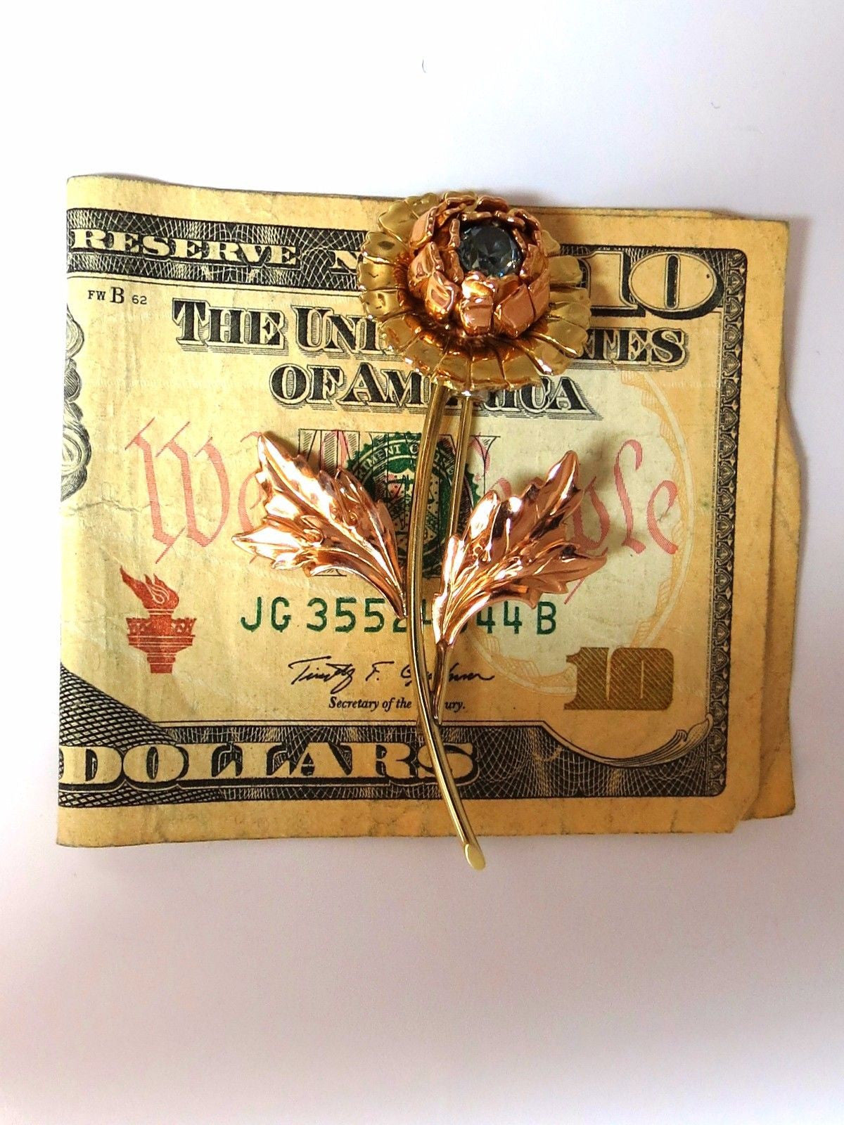 1.75ct Natural Indigo Zircon Vintage Flower Brooch Pin in 14K Gold - Elegant 3D Floral Jewelry for Weddings, Parties & Special Occasions