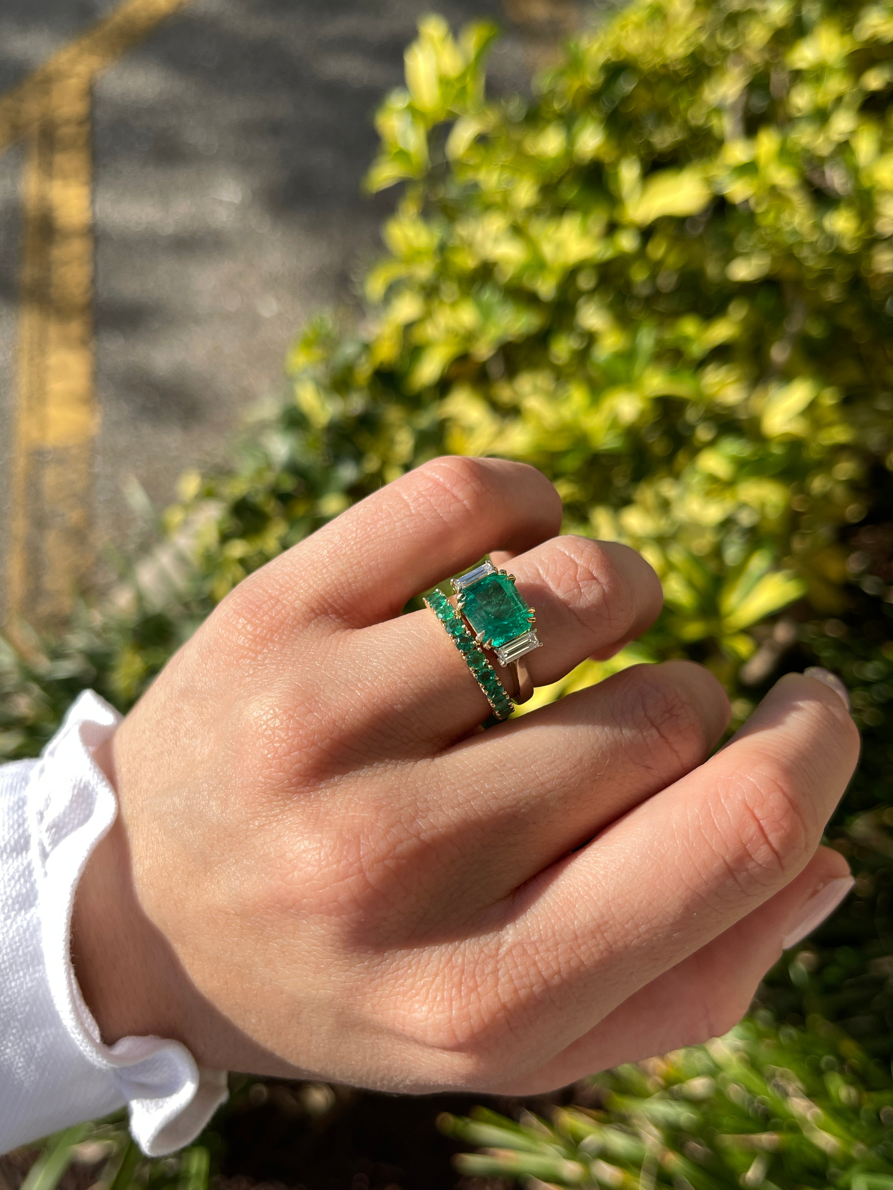 14K Gold Half Round Emerald & Diamond Eternity Band Ring - Size 7 | Wedding, Anniversary, Engagement Jewelry Gift for Women