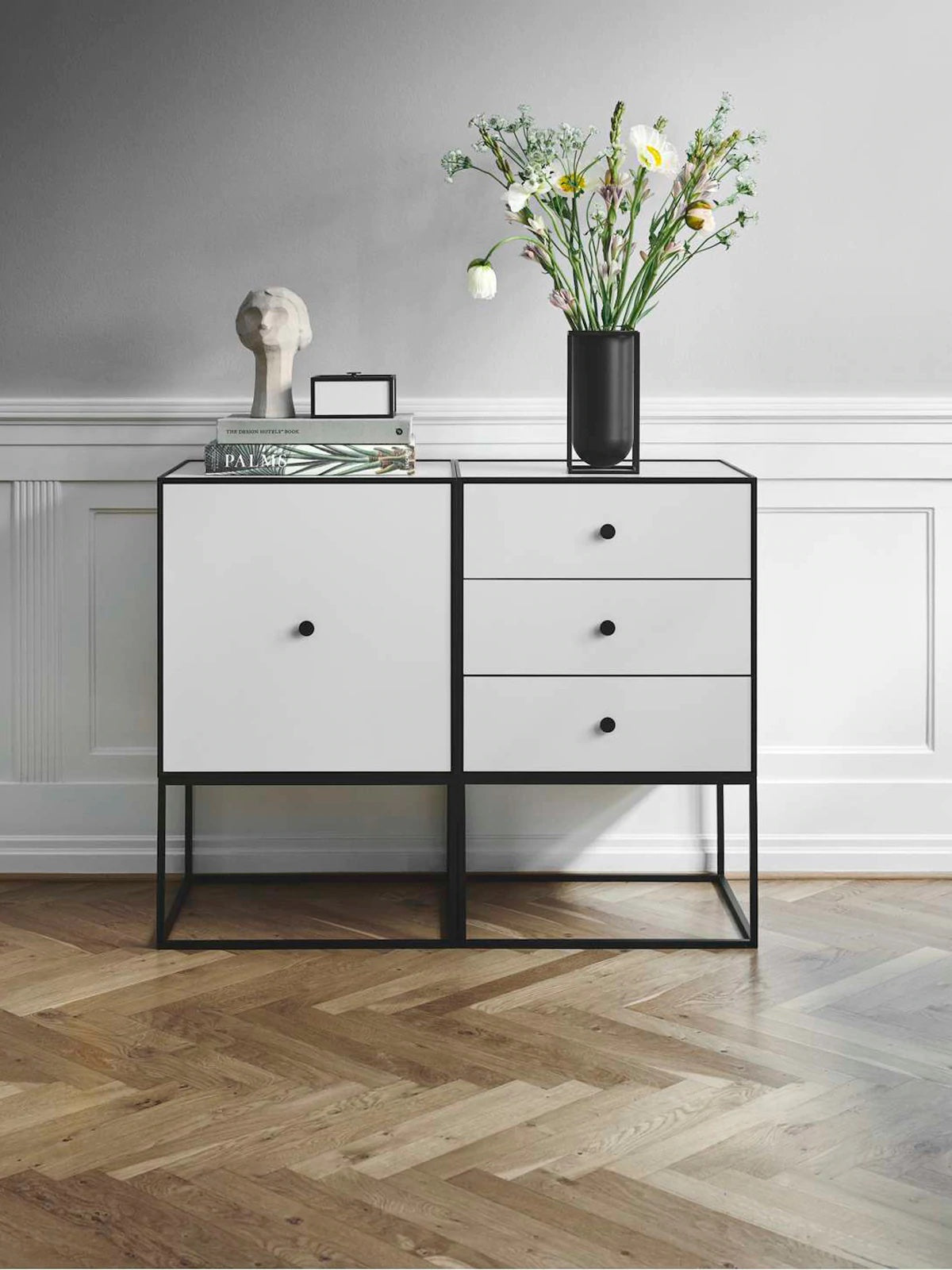 Modern 3-Drawer Frame Sideboard - Stylish Storage Cabinet for Living Room, Dining Room & Entryway