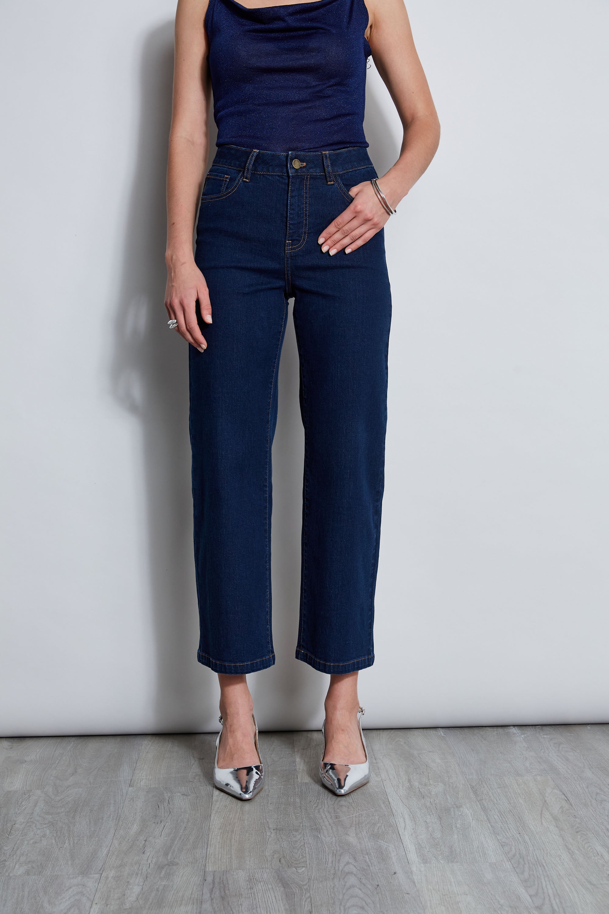 Women's High Waist Wide Leg Jeans E7012204 - Dark Wash Denim Pants for Casual & Office Wear