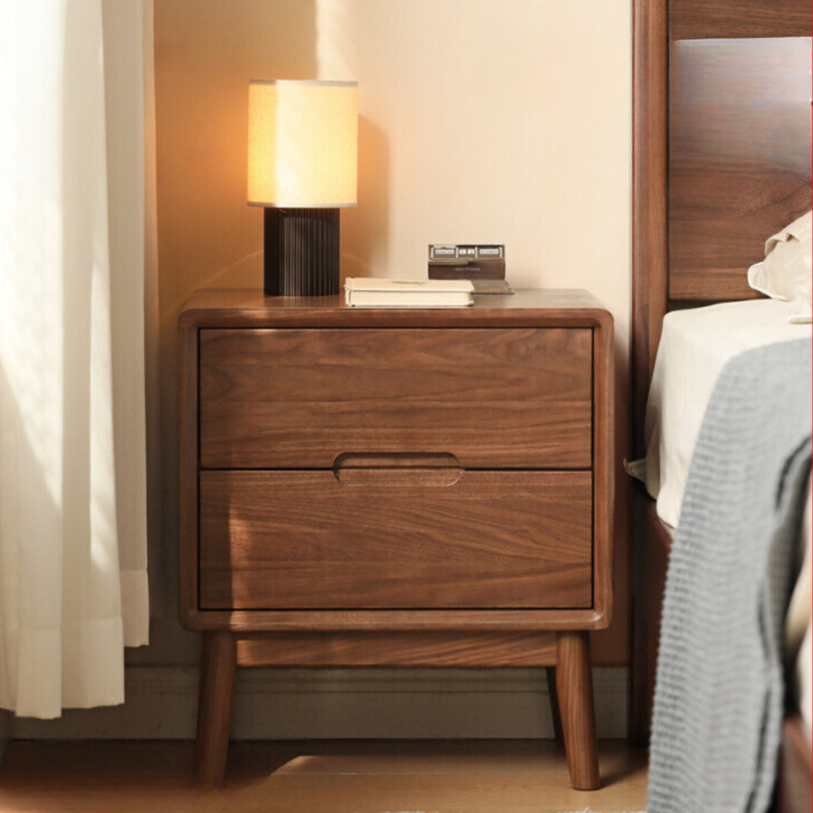 Premium Black Walnut Solid Wood Nightstand with Storage - Modern Bedside Table for Bedroom, Living Room & Guest Room - Durable & Stylish Furniture for Home Decor
