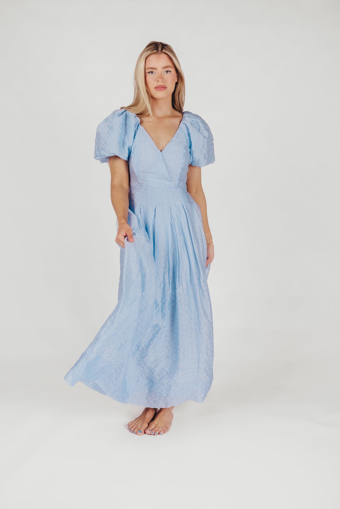ASTR Linette Jacquard Midi Dress - Floral Print Blue Summer Dress for Women | Perfect for Weddings, Parties & Date Nights