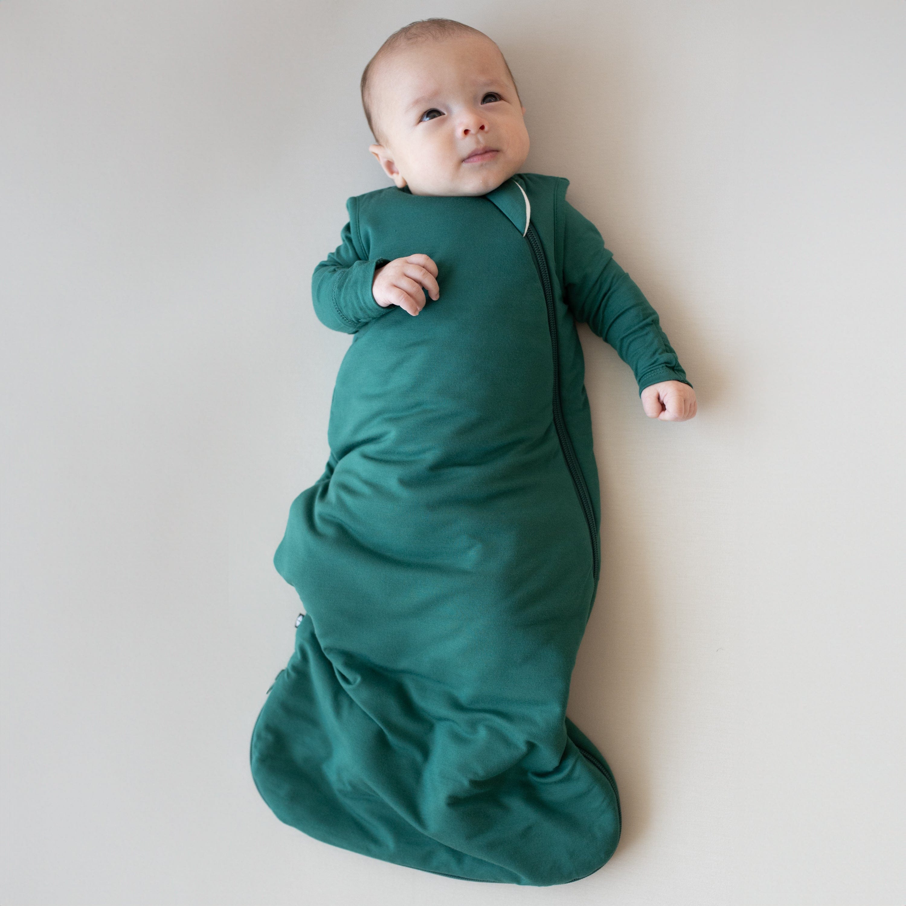 Emerald Green Sleep Bag 1.0 - Lightweight & Breathable for Camping, Backpacking, and Outdoor Adventures