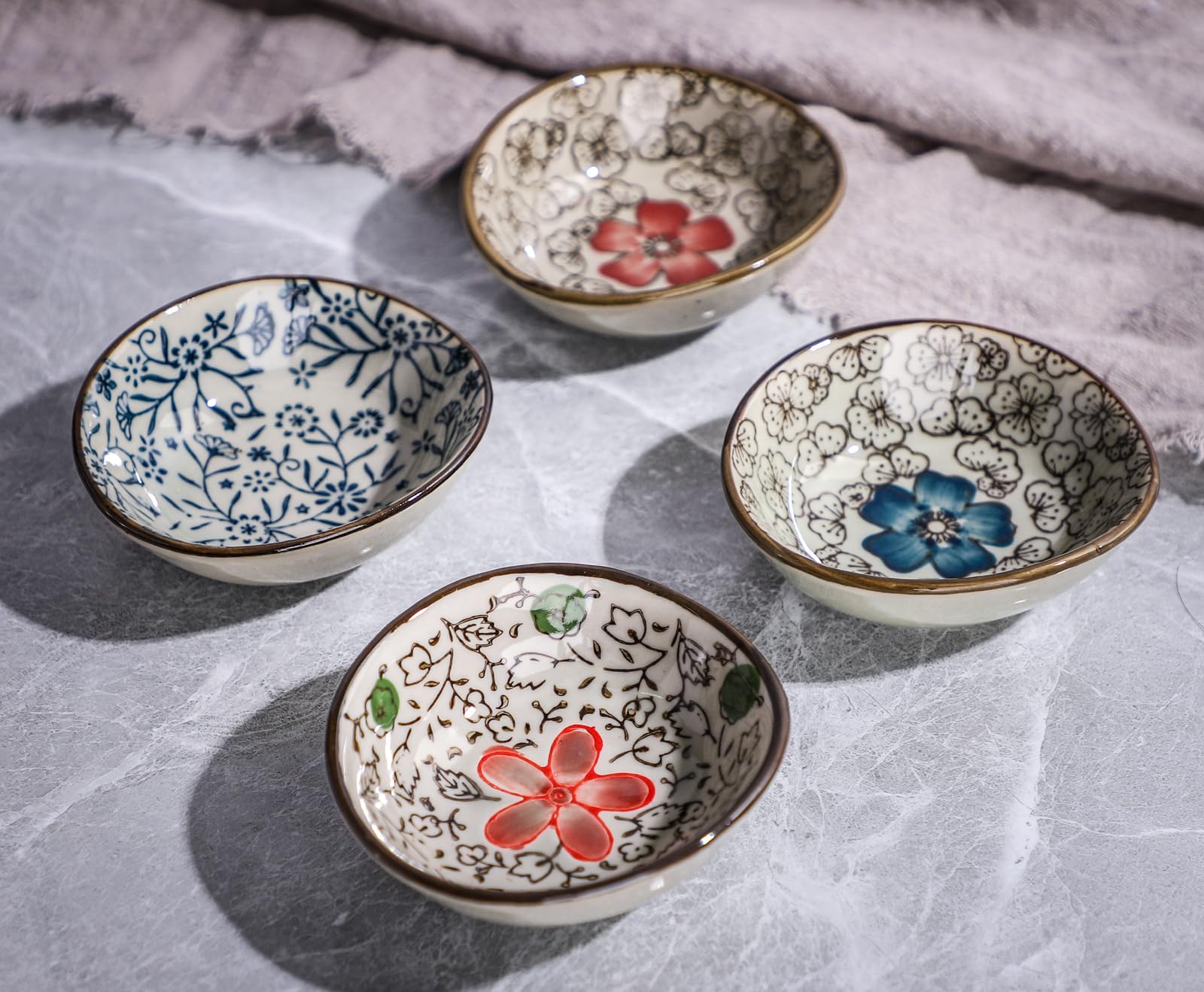 Premium Japanese Style Ceramic Dipping Sauce Bowls - Set of 4 Small Dishes for Soy Sauce, Ketchup, BBQ & Seasoning - Perfect for Sushi, Dumplings, Appetizers & Party Snacks