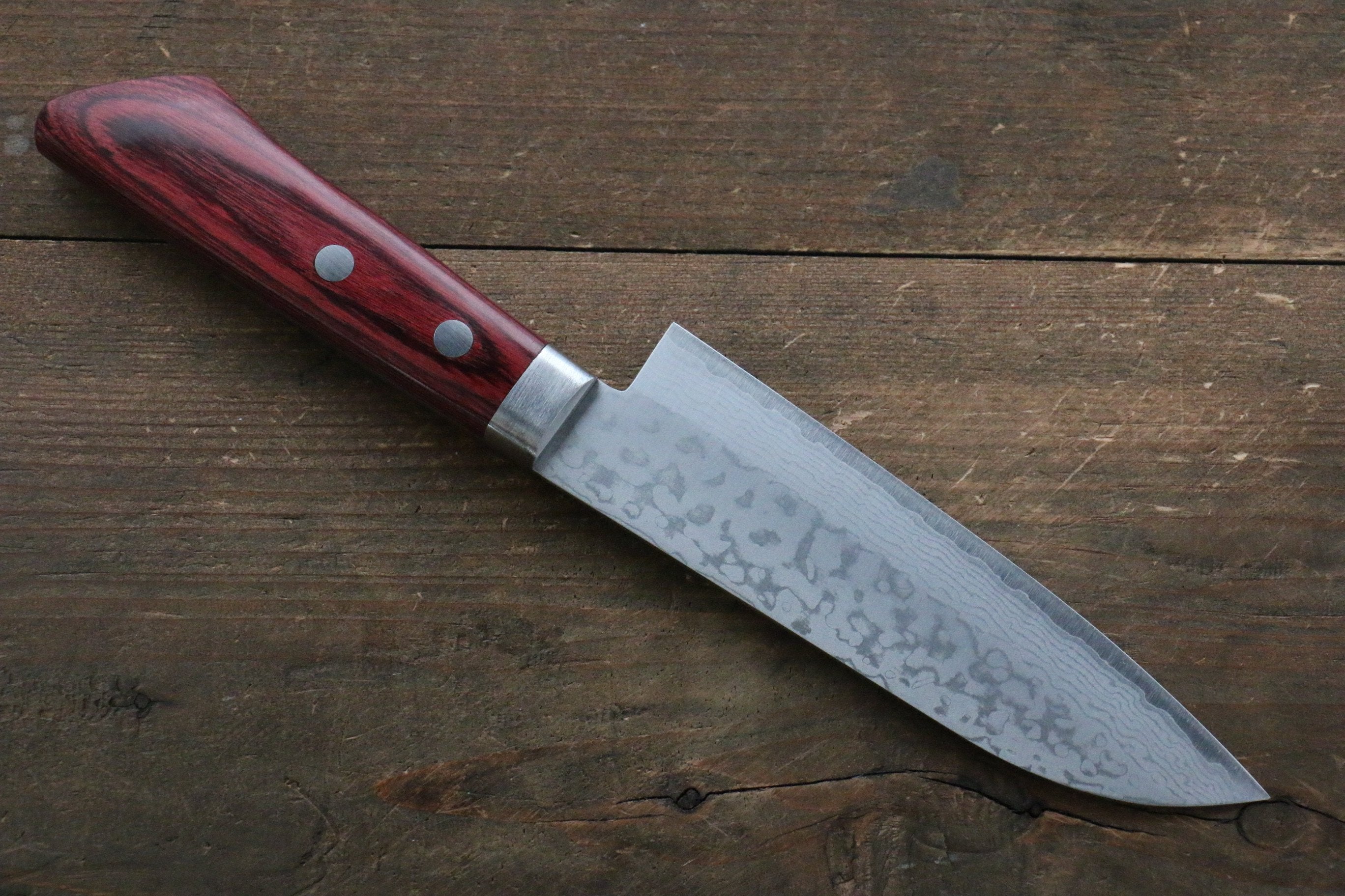 Kunihira Sairyu VG10 Damascus 5.3-inch Santoku Knife with Red Pakkawood Handle - Premium Japanese Kitchen Knife for Slicing, Dicing & Chopping Vegetables, Fruits & Meat