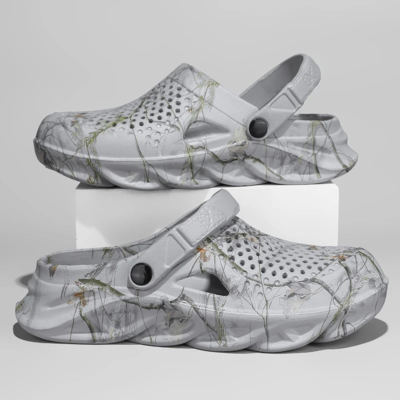 **Men's Summer Sandals - Breathable Holey Flip Flops & Clogs for Beach, Pool, and Casual Wear - Lightweight Comfortable Fashion Slippers**