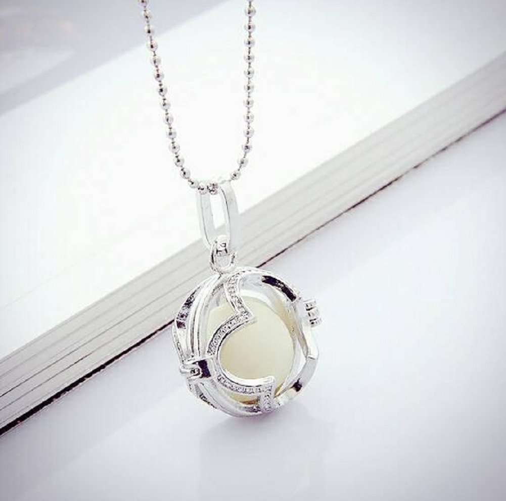 DIY Breast Milk Jewelry Kit - 3 Style Keepsake Pendant Necklace for Moms - Perfect for Baby Shower Gifts, Memorial Jewelry & Breastfeeding Mementos