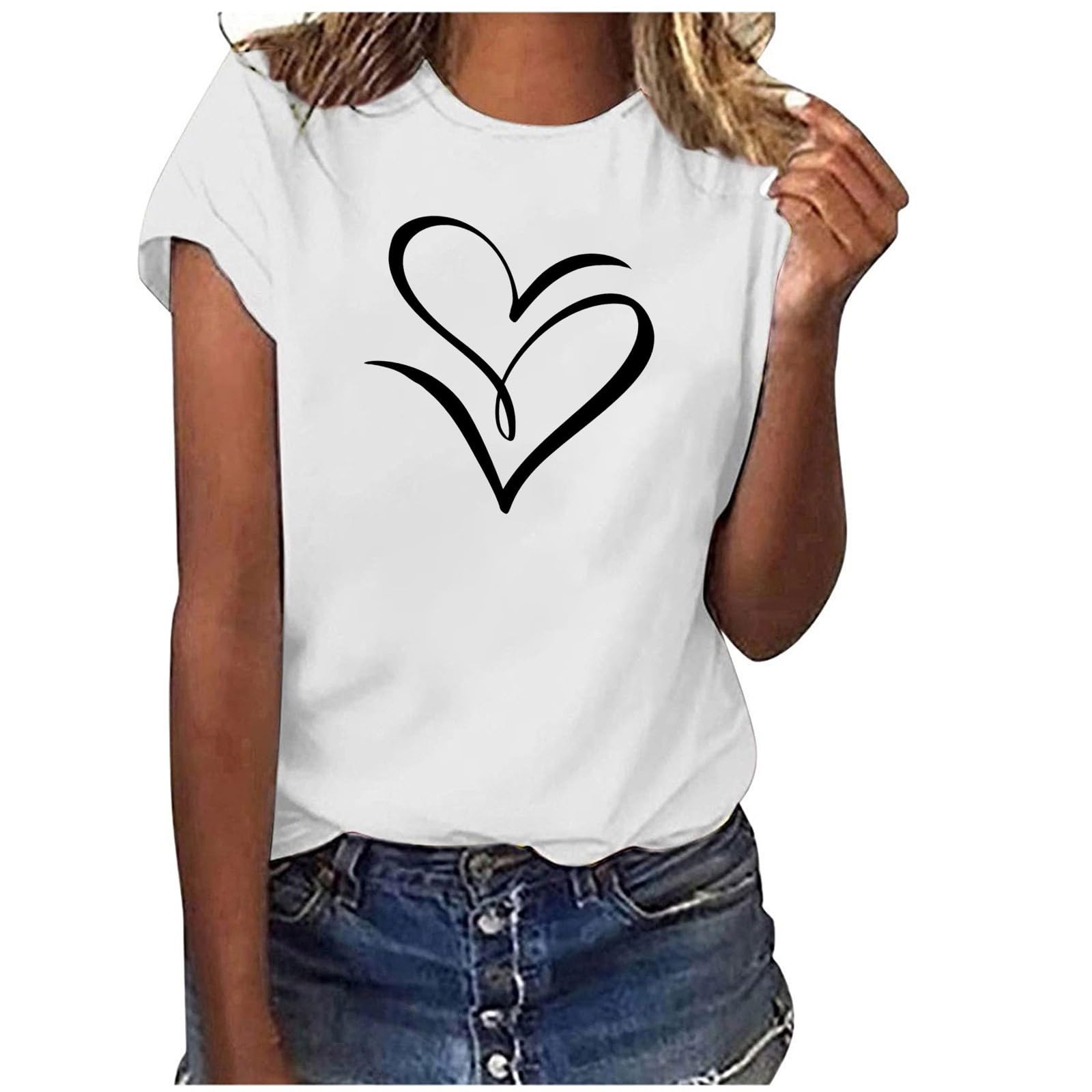 Women's Heart Print Loose Crewneck T-Shirt - Valentine's Day Fashion Top
