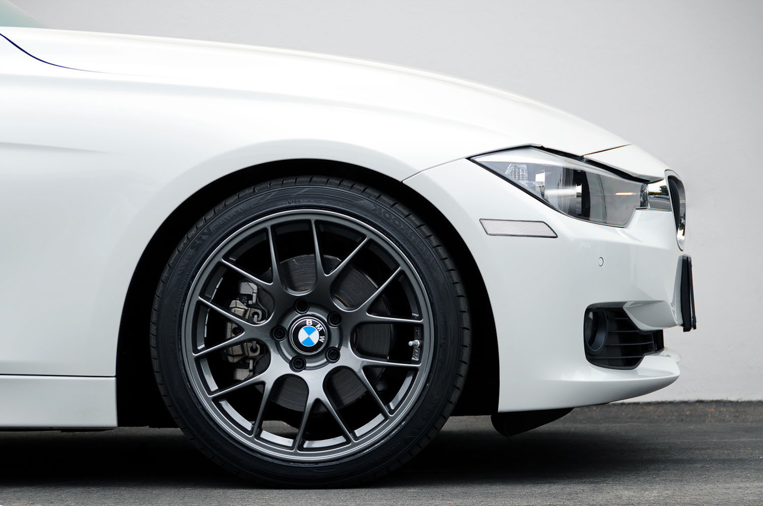 Clear Lens Front Bumper Side Markers for 2012-2015 BMW F30 F31 Pre-LCI 3 Series - Enhanced Visibility & Style Upgrade for Night Driving & Custom Look