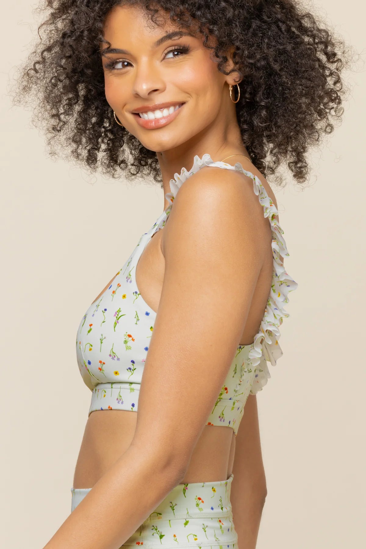 Romantic Ruffle Lace Bra for Women - Elegant Floral Meadow Design - Perfect for Date Nights, Weddings & Special Occasions