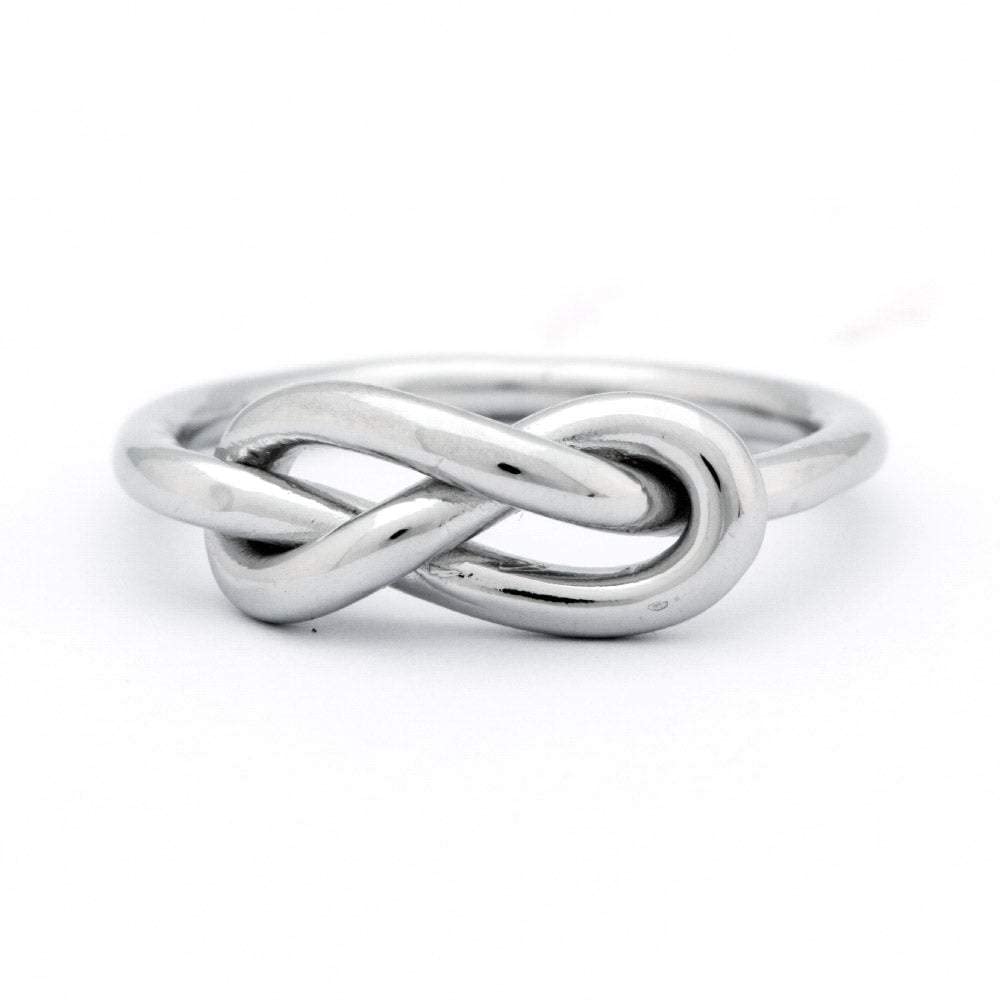 EVE'S ADDICTION Infinity Knot Rings for Women - Sterling Silver Infinity Knot Ring - Elegant Jewelry Gift for Mom, Wife, Sister - Perfect for Anniversaries, Birthdays & Special Occasions