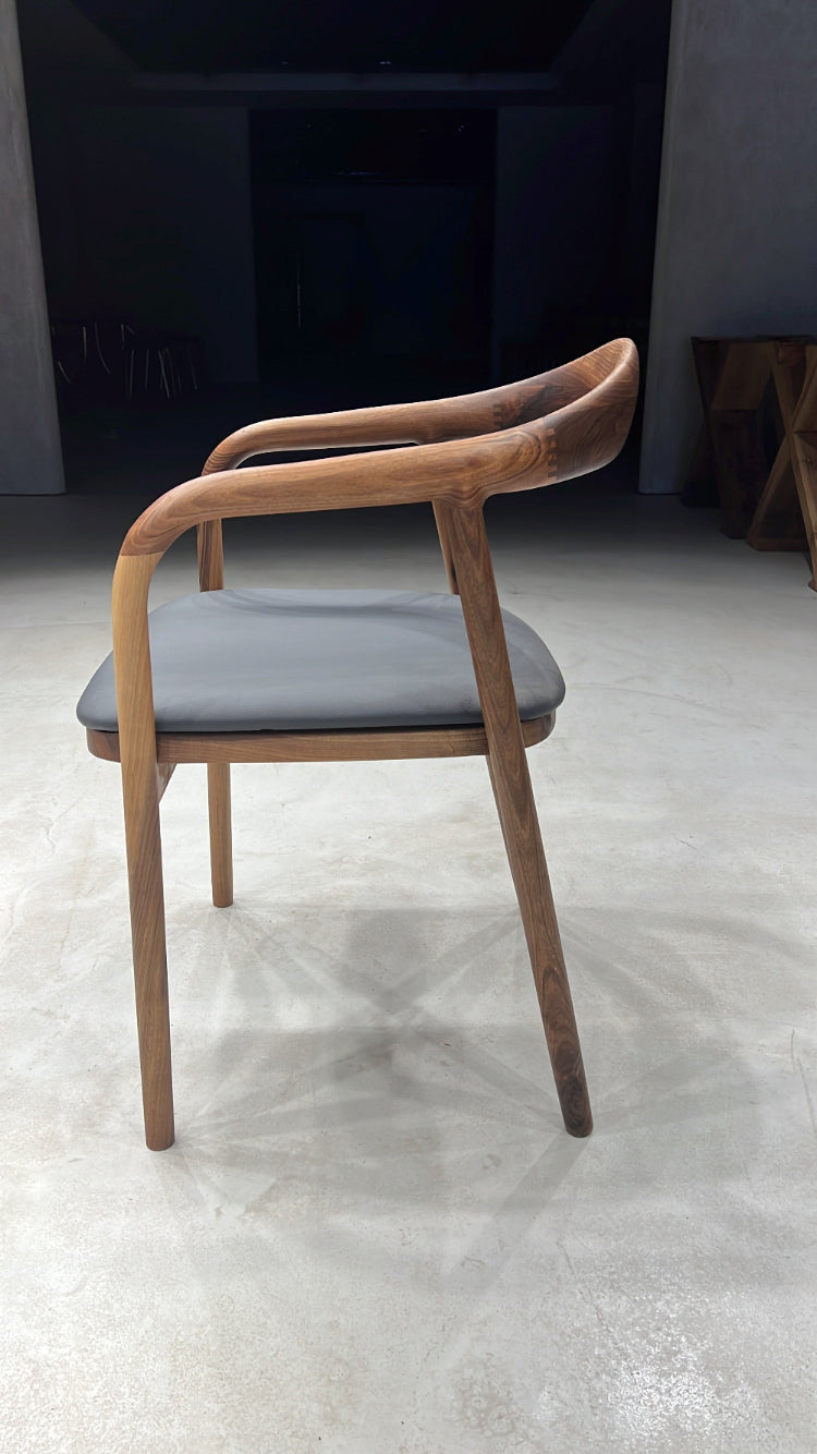 Premium Solid Walnut Wood Dining Chair - Handcrafted Luxury Home Furniture for Dining Room, Kitchen, or Office - Eco-Friendly & Durable Seating Solution