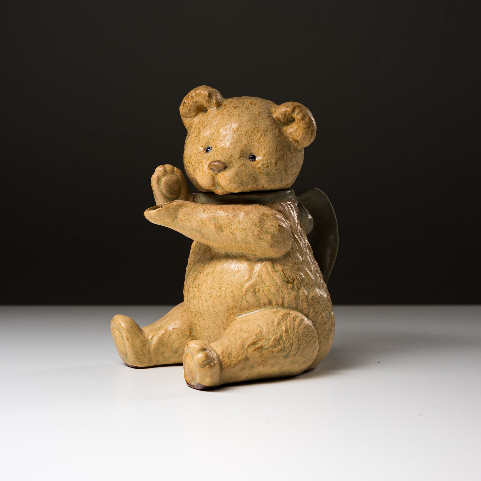 Seto Ware KASHIWA Animal Teapot - Handcrafted Japanese Ceramic Bear Teapot for Tea Lovers | Perfect for Afternoon Tea, Gift Giving & Home Decor
