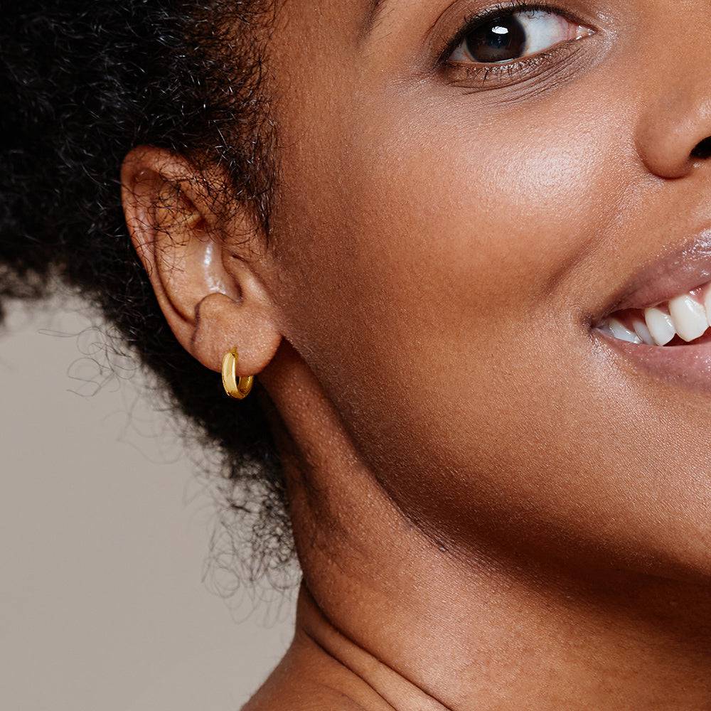 Stylish Bold Huggie Hoop Earrings for Women - 14K Gold Plated Small Hoop Earrings for Everyday Wear | Perfect for Work, Date Night & Casual Outfits