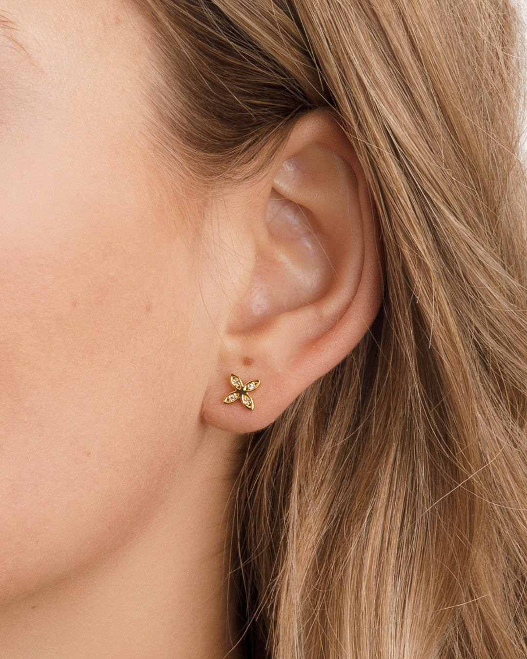 Flower Single Stud Earrings - Dainty Floral Stud Earrings for Women - Perfect for Everyday Wear, Parties & Gifts