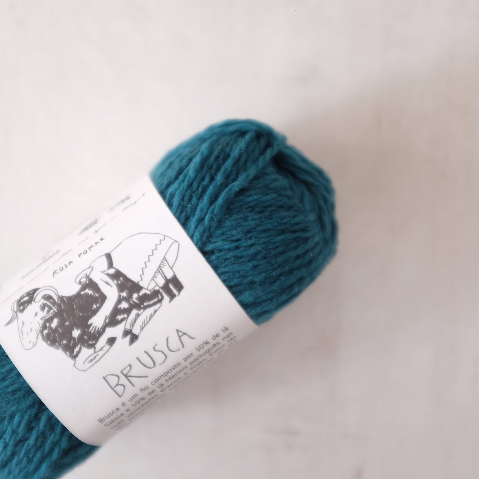 Retrosaria Brusca - Premium Handmade Yarn & Knitting Supplies for DIY Craft Projects | Perfect for Knitting, Crocheting, and Home Decor