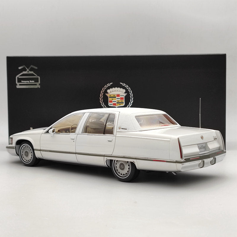 1:18 Scale 1993 Cadillac Fleetwood Sedan White Diecast Model Car - Limited Edition Collectible for Car Enthusiasts & Gift for Auto Lovers - Perfect for Display, Collection, and Home/Office Decoration
