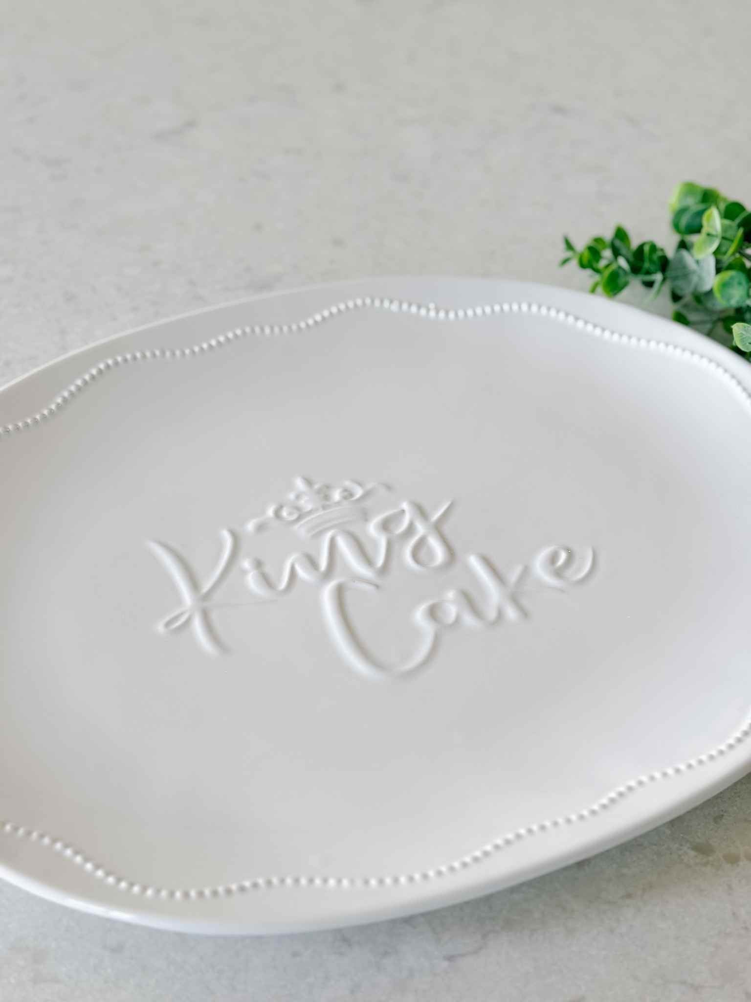 Epiphany King's Cake Platter - Traditional Mardi Gras Dessert Serving Tray for Parties & Celebrations | Perfect for Holiday Gatherings & Family Events