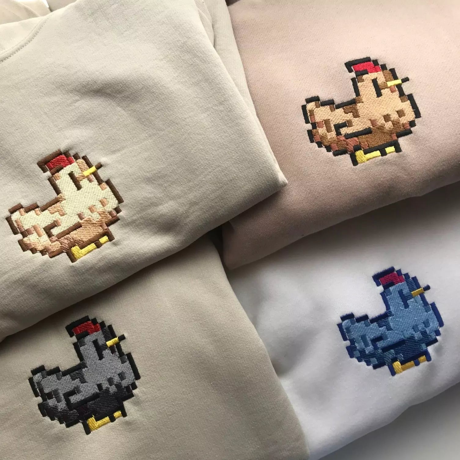 Stardew Valley Brown Chicken Graphic Crewneck Sweatshirt - Cozy Gaming Merch for Fans, Casual Wear & Gamer Gifts