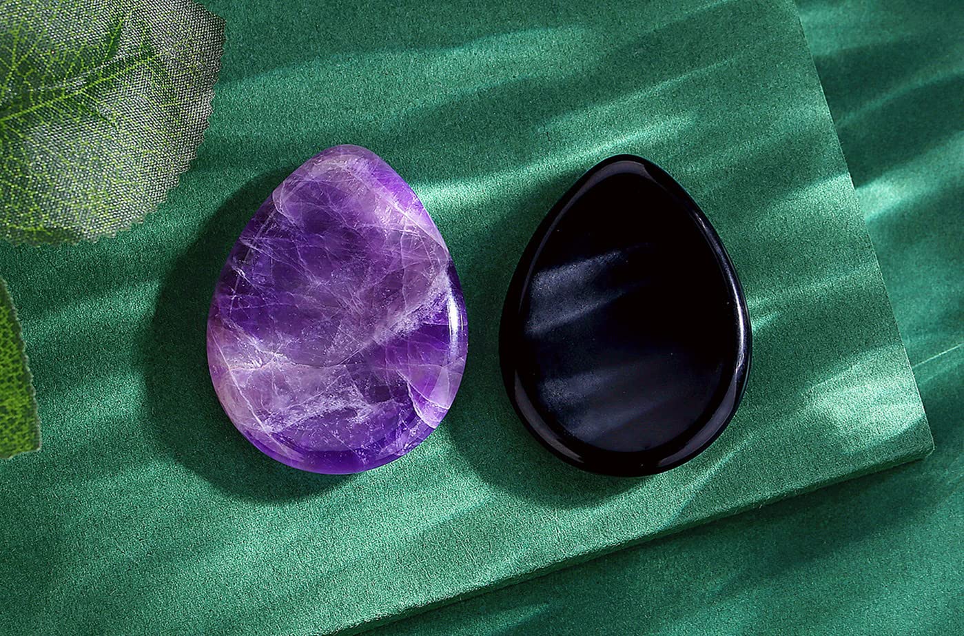 2PCS Amethyst & Obsidian Worry Stones - Hand Carved Healing Crystals for Anxiety Relief, Meditation & Reiki Therapy | Pocket Gemstones for Stress Relief & Relaxation (Perfect for Office, Travel & Home Meditation)
