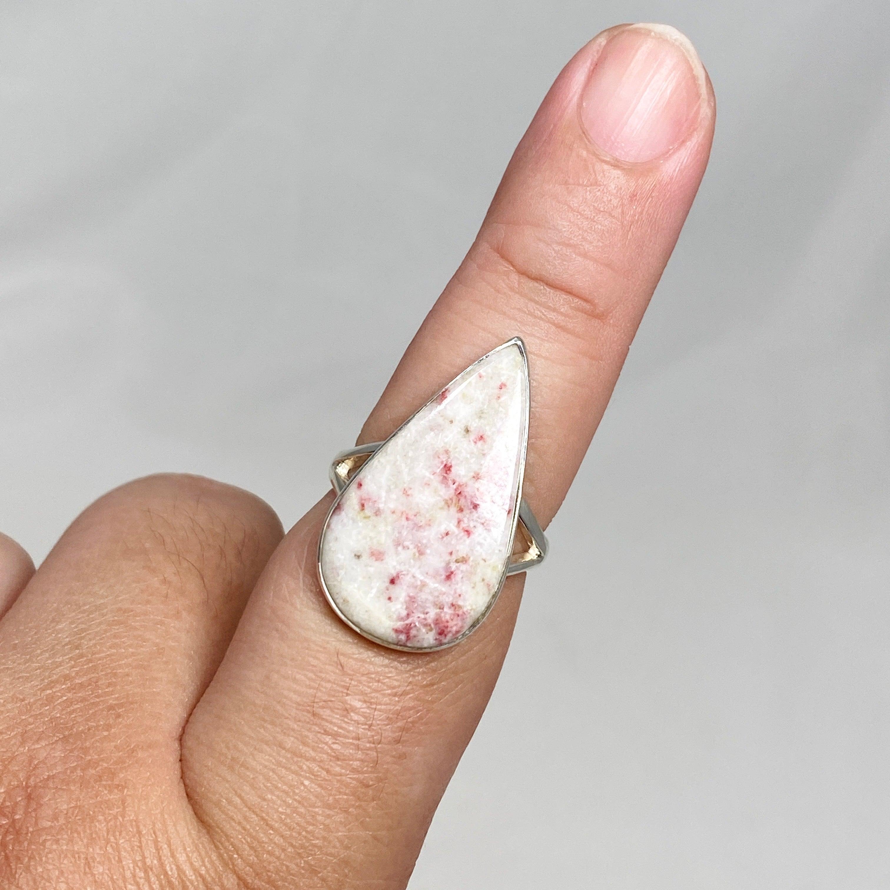 Cinnabar Teardrop Split Band Ring for Women - Size 9 - KRGJ3176 - Elegant Boho Jewelry for Parties, Weddings & Everyday Wear
