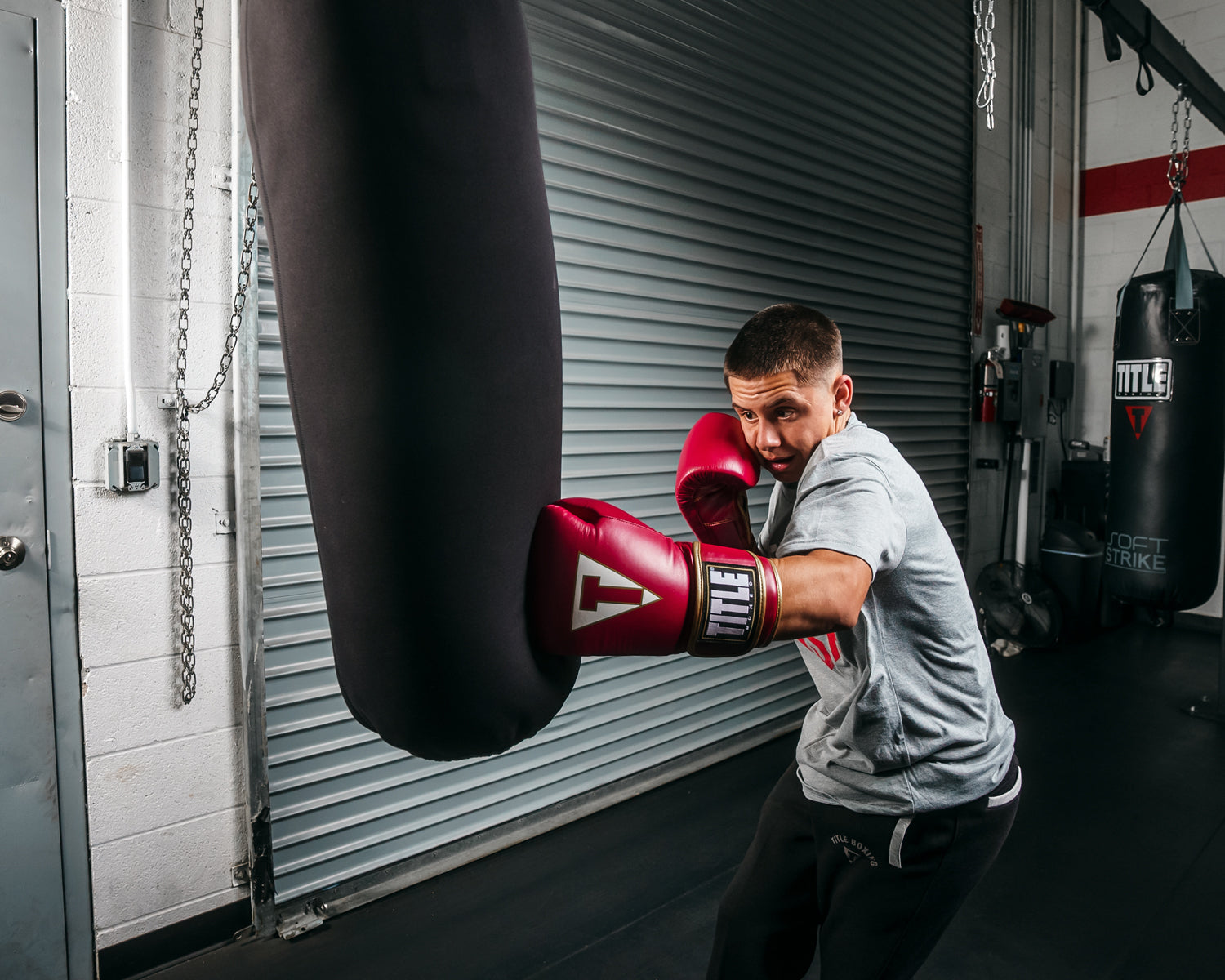 Premium Mexican Leather Boxing Gloves for Training - Professional Quality Quatro Style Boxing Mitts - Perfect for Sparring, Heavy Bag Work & MMA Training