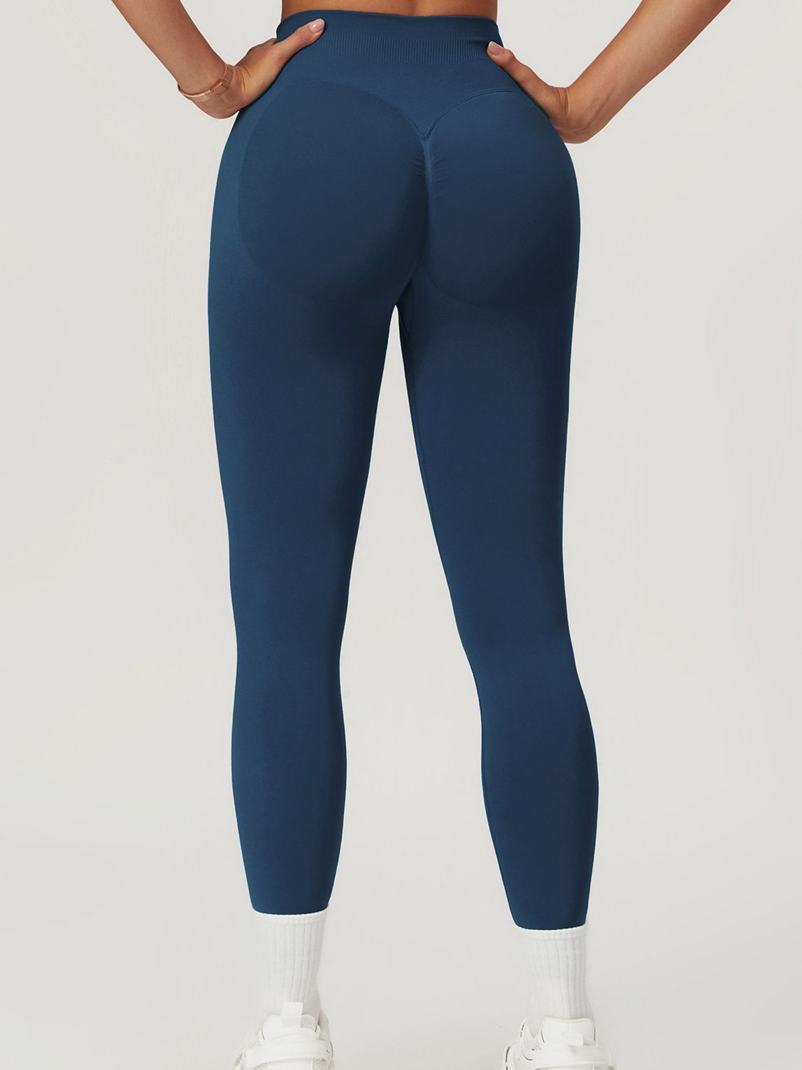 ZASUWA Women's High Waisted Seamless Scrunch Butt Lifting Leggings - Perfect for Yoga, Gym Workouts & Everyday Wear
