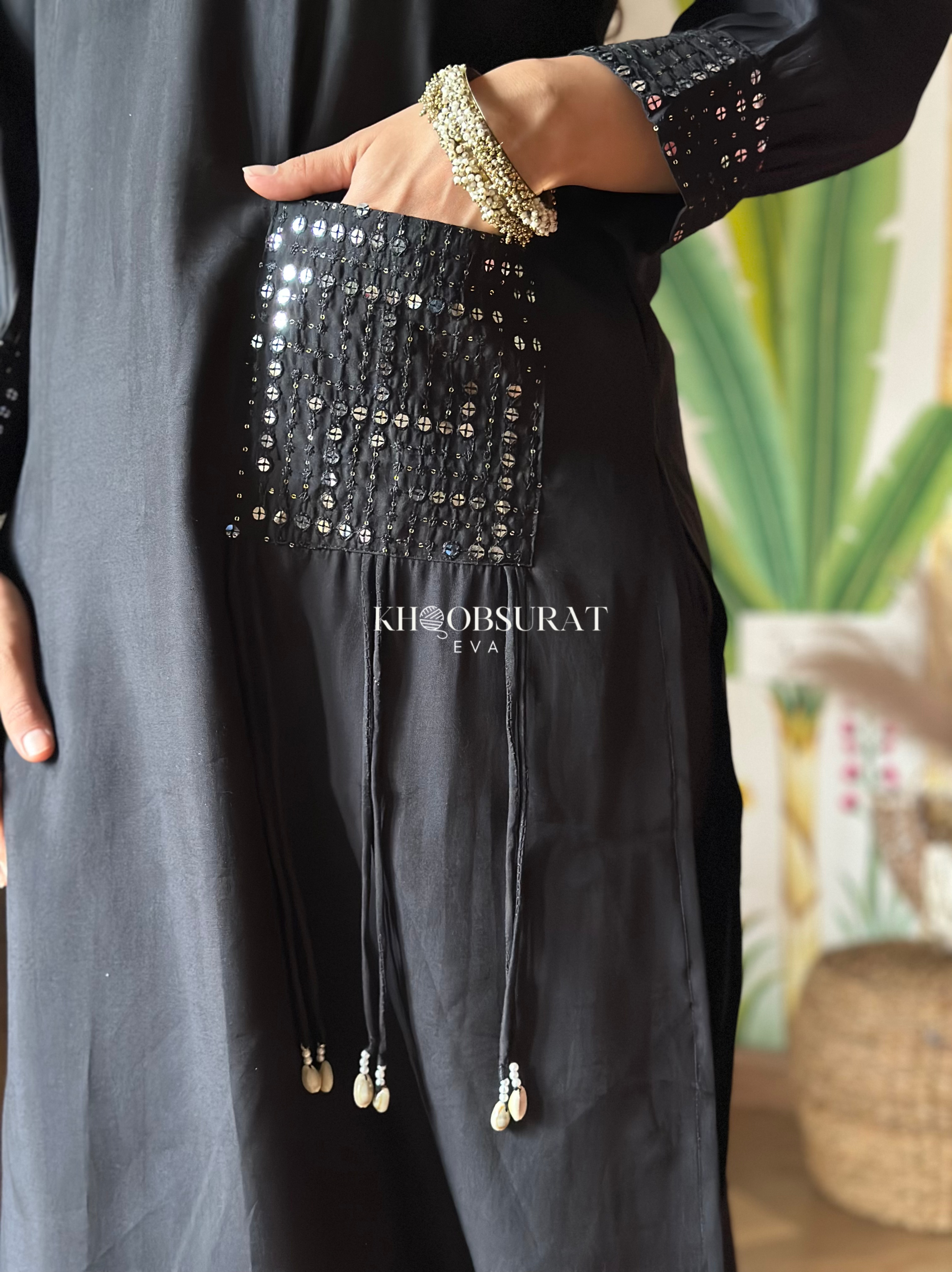 Stylish Indian Designer Black Kurta Set for Men & Women | Traditional Ethnic Wear for Weddings, Festivals & Special Occasions