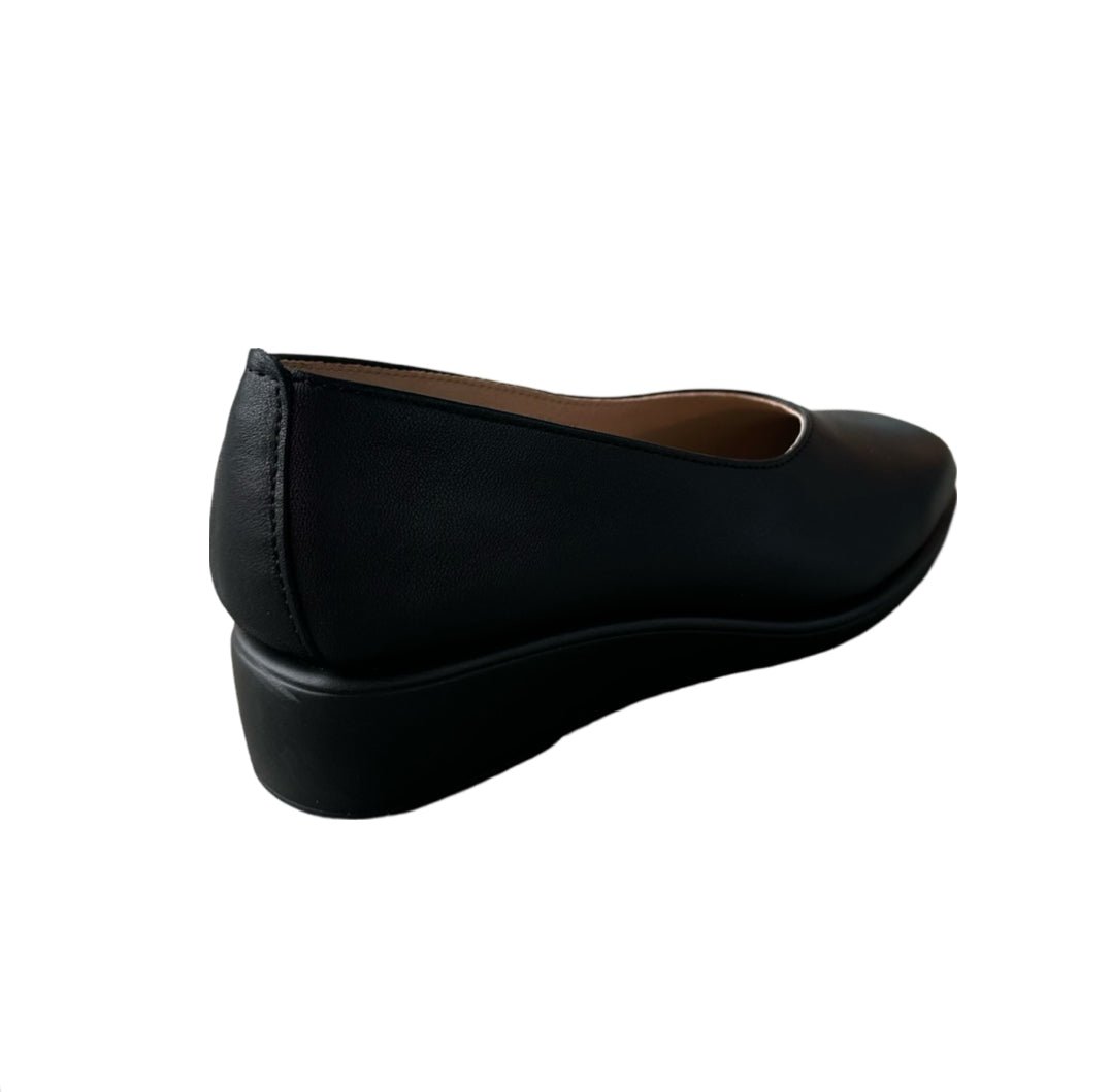 SC5648 Black Leather Skimmer Shoes for Women - Comfortable & Stylish Loafers for Casual Wear, Office, and Travel