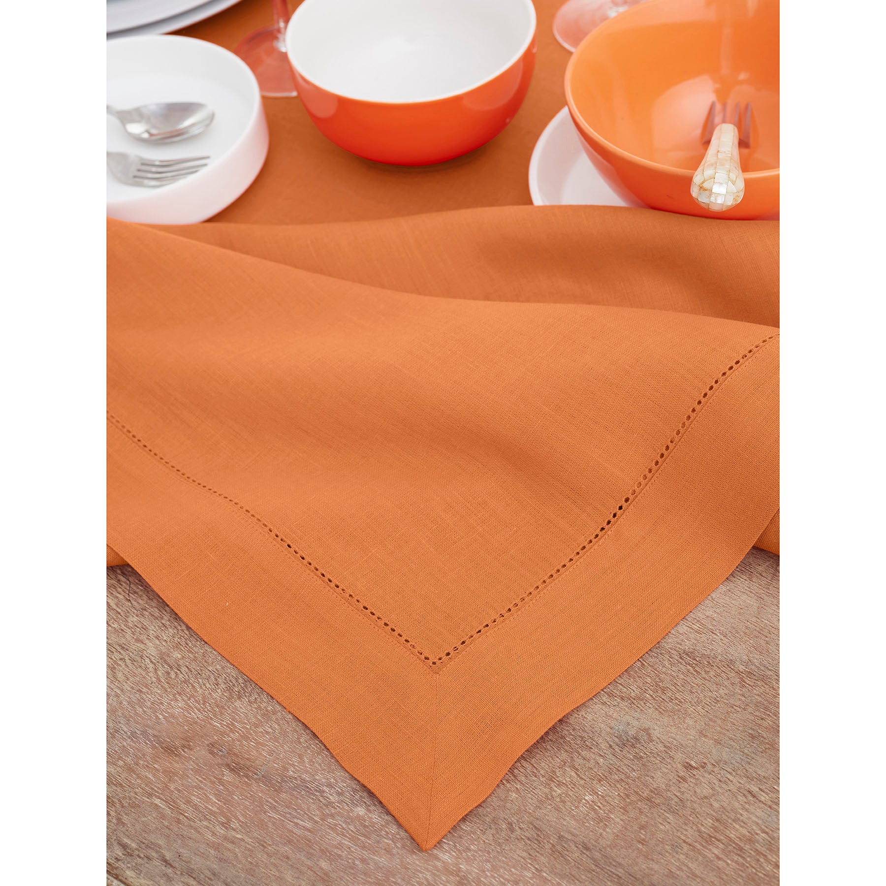Elegant Classic Hemstitch Tablecloth - Premium Cotton Dining Table Cover for Formal & Casual Settings - Perfect for Weddings, Parties & Everyday Use