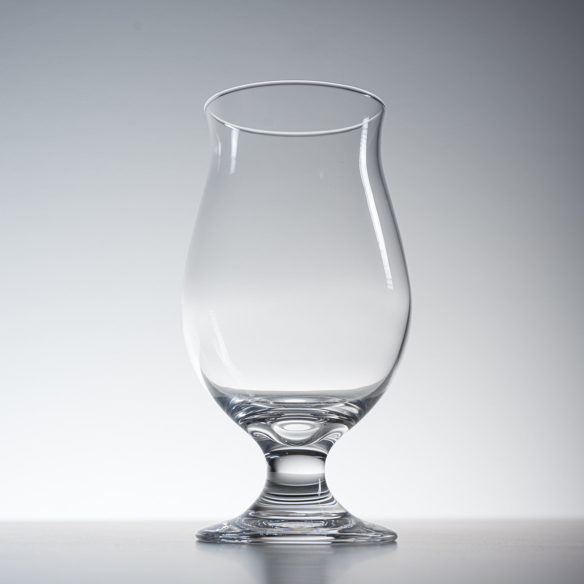 Aroma Craft Beer Glass - 420ml Premium Beer Tasting Glass for Enhanced Flavor & Aroma - Perfect for IPAs, Stouts & Craft Beer Enthusiasts