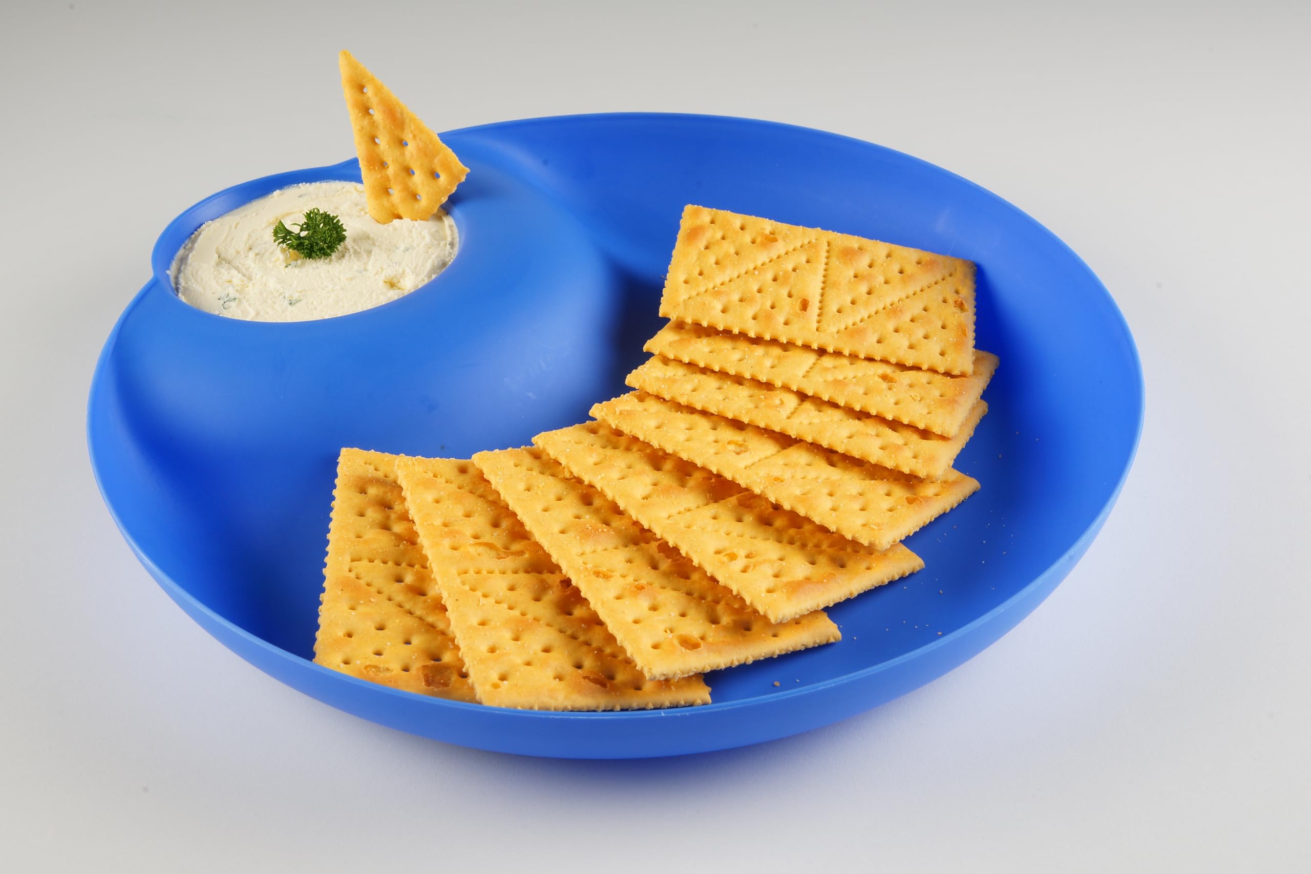 Saltin Noel Cheese and Butter Crackers - Delicious Cheese & Butter Flavor, 7.93 Oz (Pack of 4) | Perfect for Snacking, Parties & Holiday Gatherings