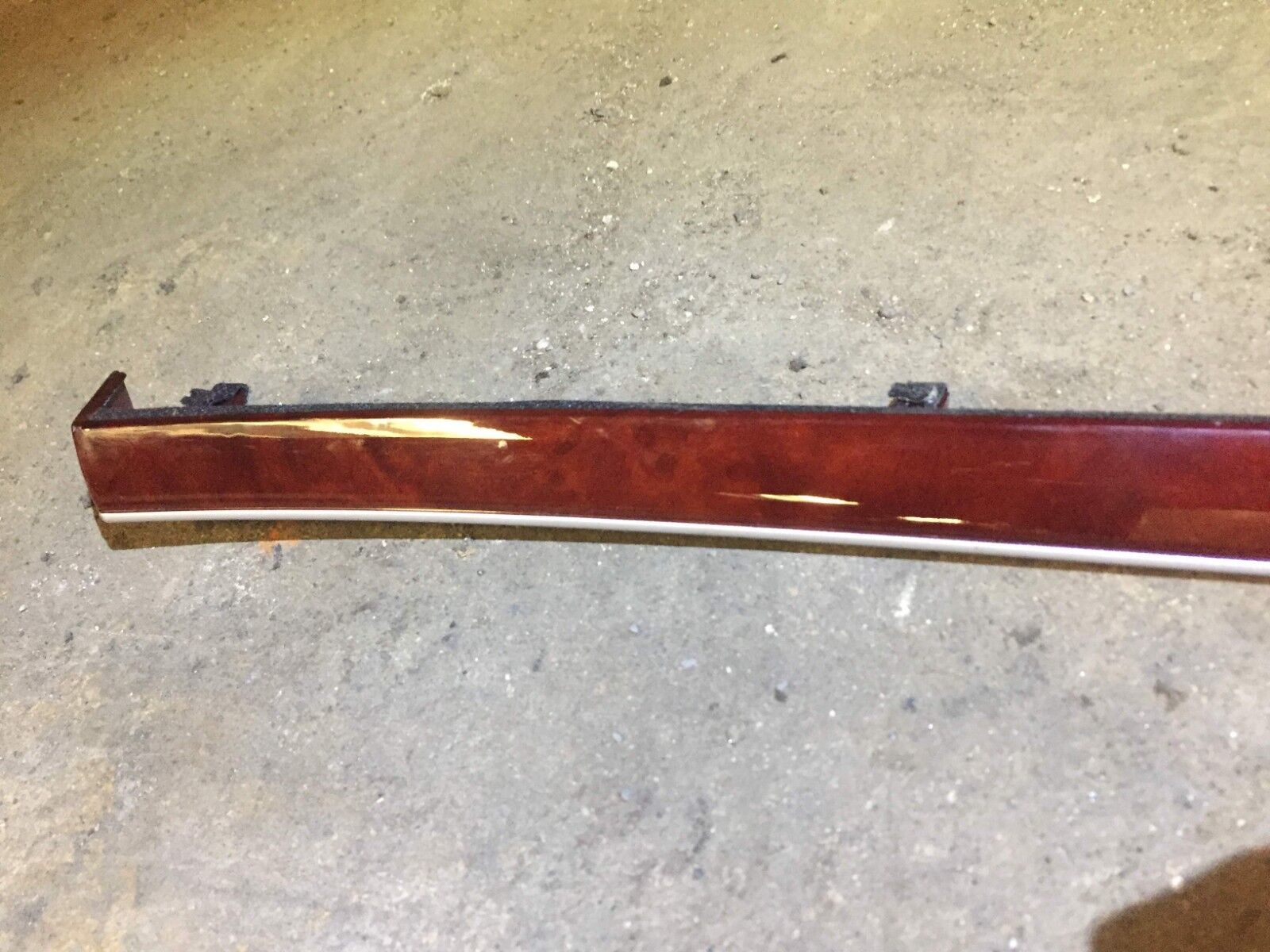 2006-2011 Hyundai Azera Right Side Woodgrain Dashboard Trim OEM D24 - Perfect for Interior Restoration & Customization