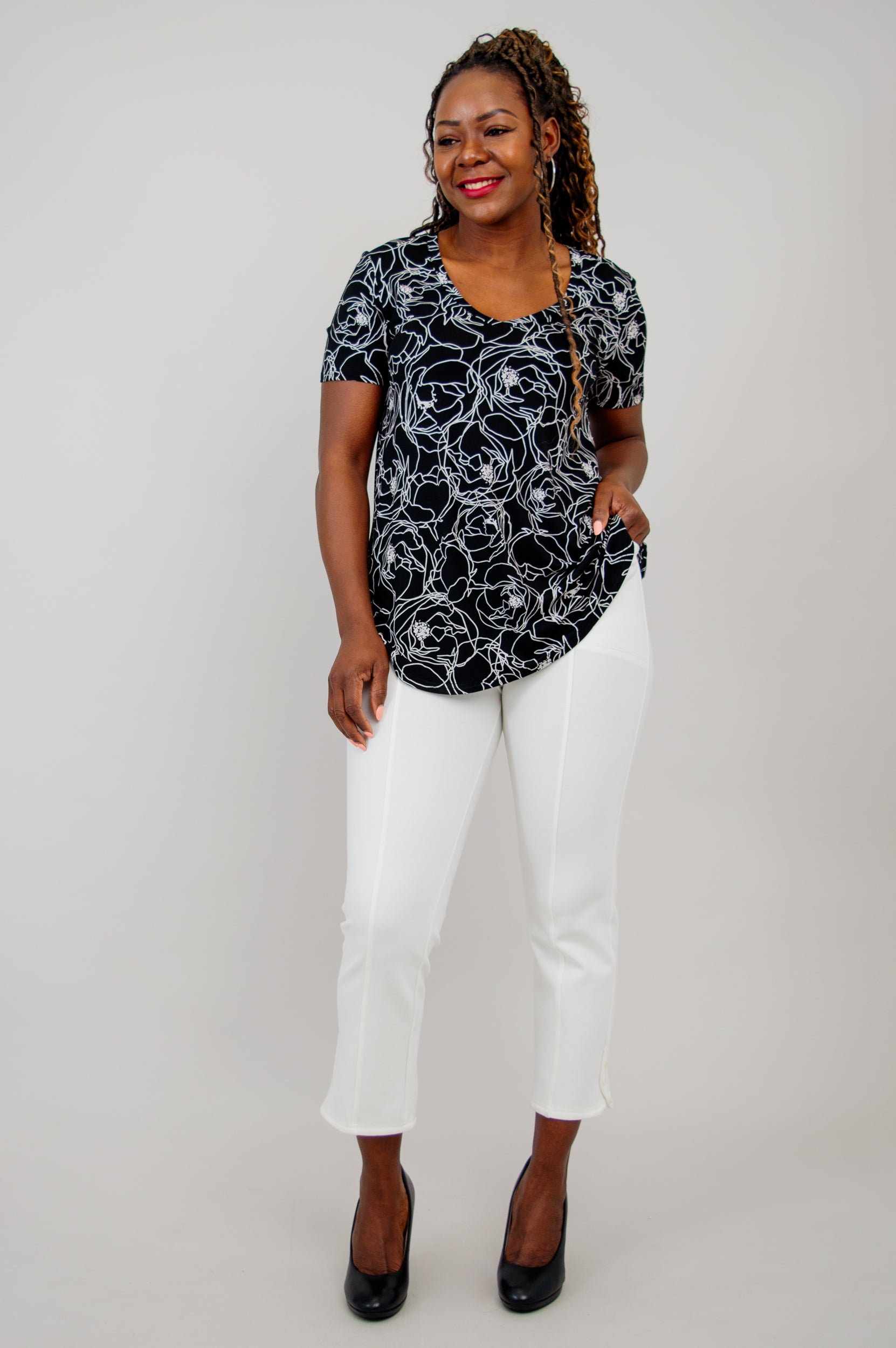 Jackie Short Sleeve Top for Women - Stanley Bamboo Print Blouse - Perfect for Summer Outfits, Casual Wear & Beach Vacations