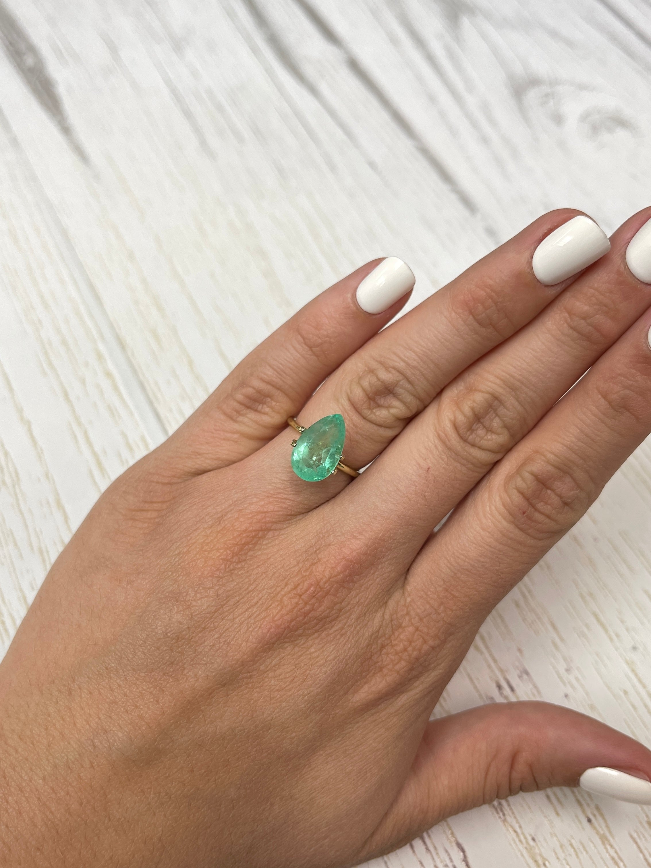4.20 Carat Light Green Natural Loose Colombian Emerald Pear Cut Gemstone for Jewelry Making - Engagement Rings, Necklaces & Earrings