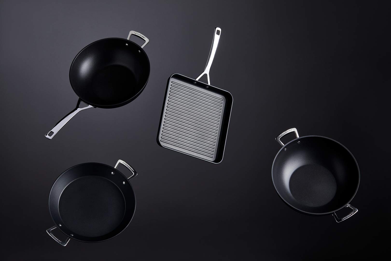 Le Creuset Non-Stick Aluminum Handle Wok Pan, 30 cm Diameter, Works with All Heat Sources Including Induction, Black (51104300010202) - Perfect for Stir-Frying, Sautéing, and Asian Cooking
