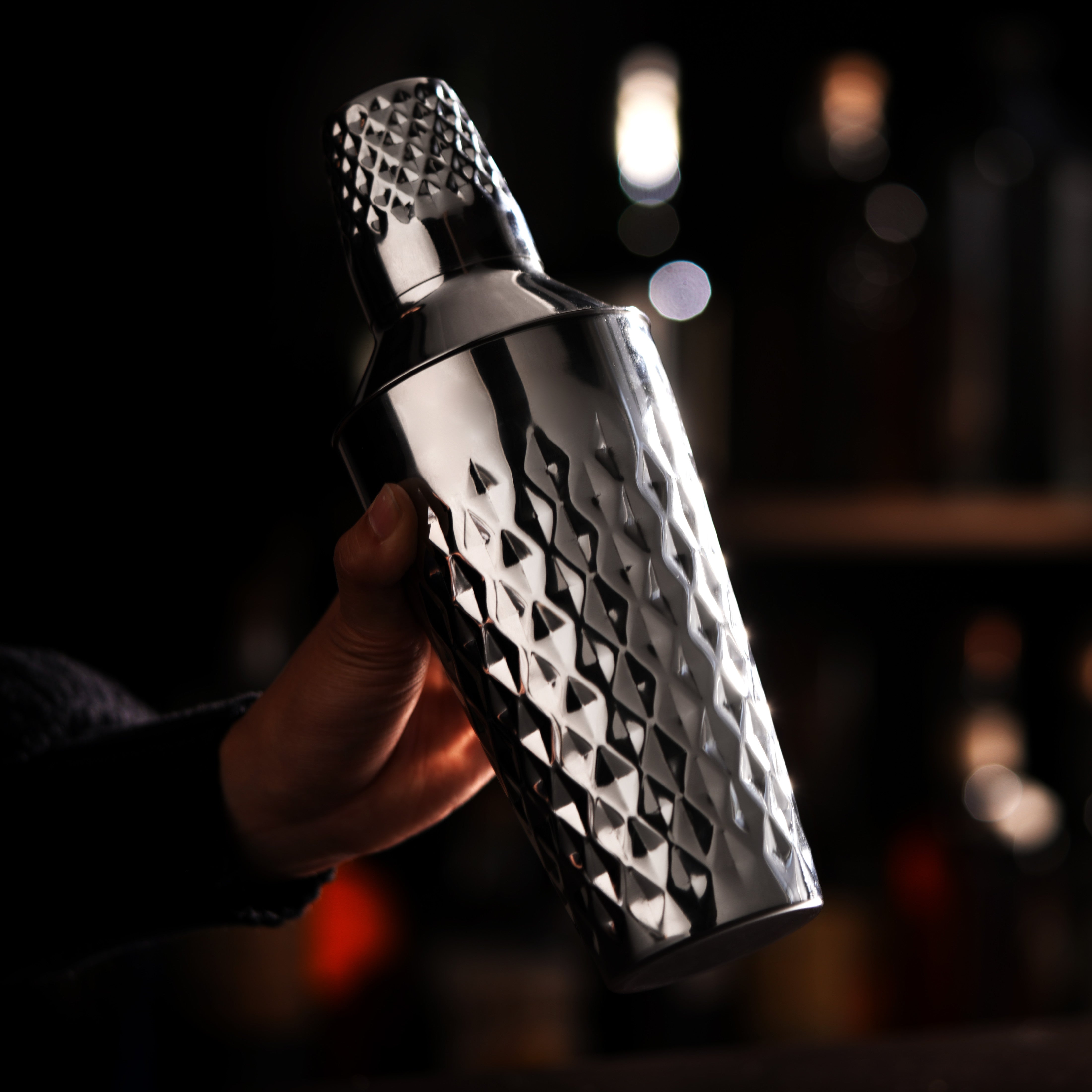 Premium Stainless Steel Cocktail Shaker Set - 24oz Bar Mixing Cup with Strainer & Lid - Perfect for Martini, Margarita, Whiskey Sour & Home Bartending
