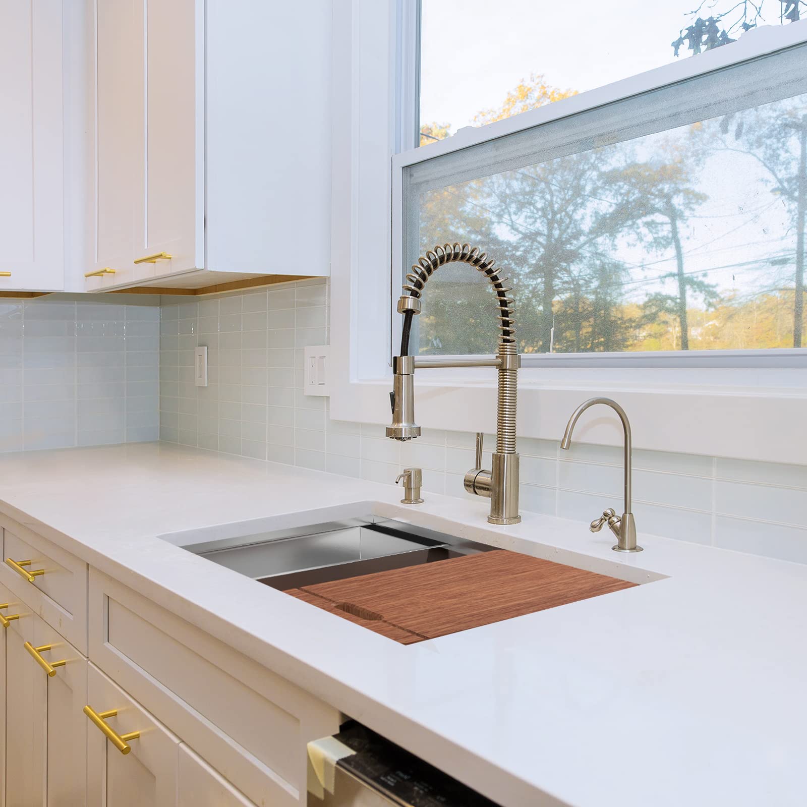 **Davivy 27x18 Inch Undermount Single Bowl Kitchen Sink - 16 Gauge Stainless Steel Workstation Sink with Single Track & Accessories - Perfect for Home & Commercial Kitchens**
