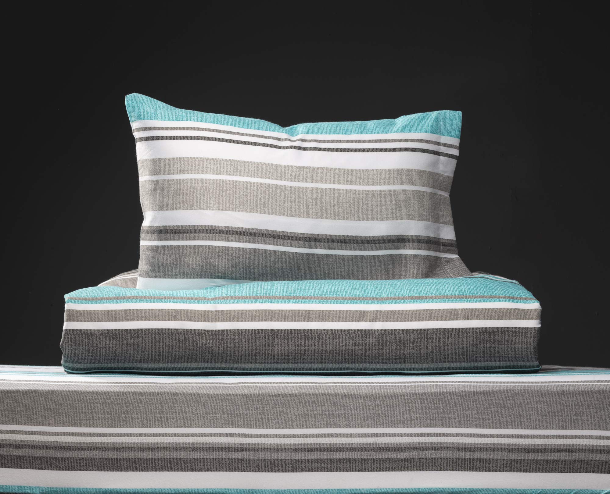 XLNT Twin Size Bedding Set - 6 Piece Duvet Cover, Comforter Cover, Bed Sheet & Pillowcases - Soft Cotton Blend, Machine Washable - Riptide Boston Blue Design - Perfect for Kids' Rooms, Guest Beds & Dorm Essentials