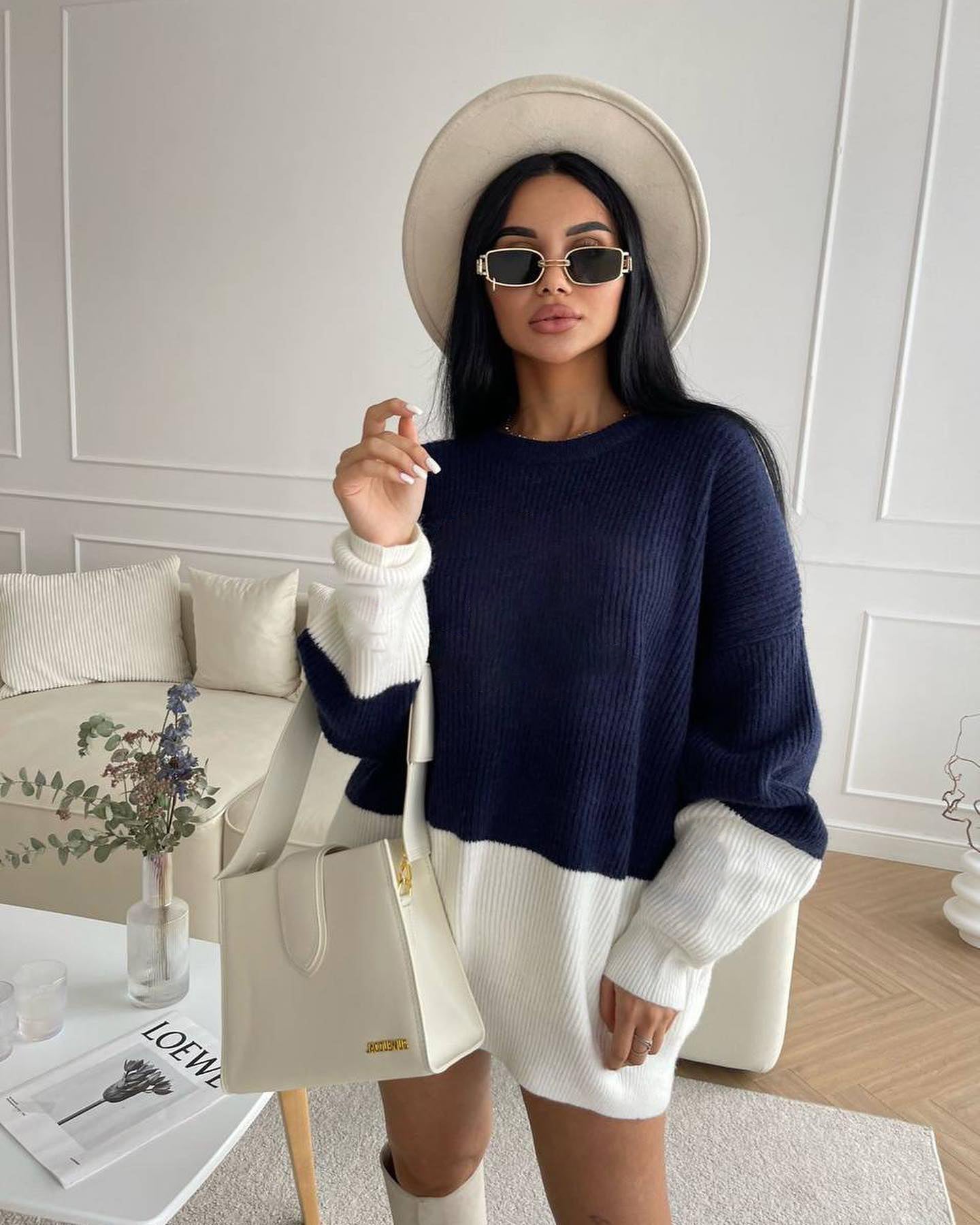 Cozy Knitted Sweater for Women - Soft & Warm Letter Design Pullover - Perfect for Fall, Winter & Casual Outfits