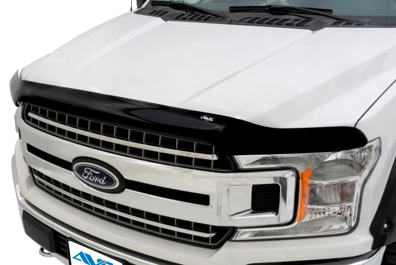 AVS High Profile Bugflector II Hood Shield (Smoke) for 2006-2010 Jeep Commander - Durable Hood Protector for Off-Road & Highway Driving