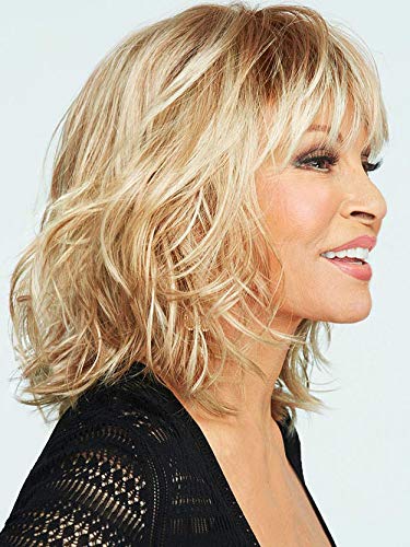 Raquel Welch Stop Traffic Wig Bundle - 5 Piece Set with Q&A Booklet, Travel Size Shampoo, Wig Cap & Comb | Color R6 | Perfect for Cosplay, Costumes & Everyday Wear