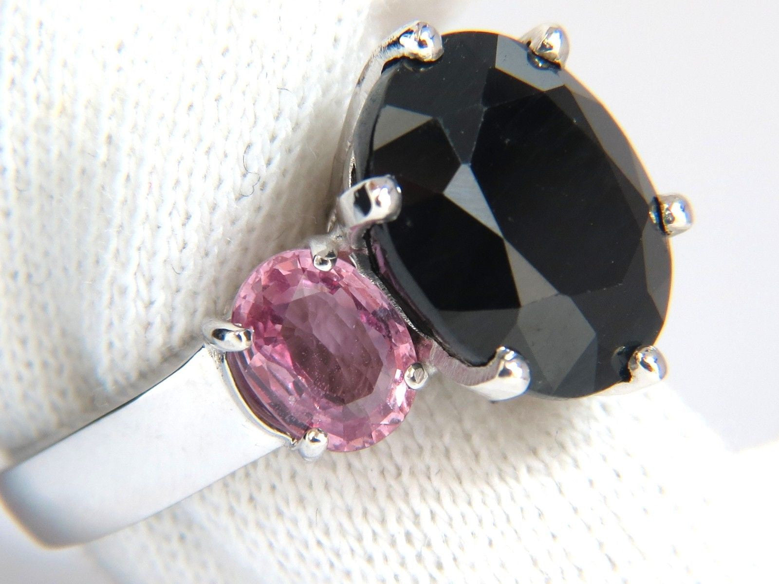 13.00ct Natural Black & Pink Sapphire Diamond Ring in 14K White Gold – Elegant Engagement, Wedding, or Anniversary Jewelry Gift