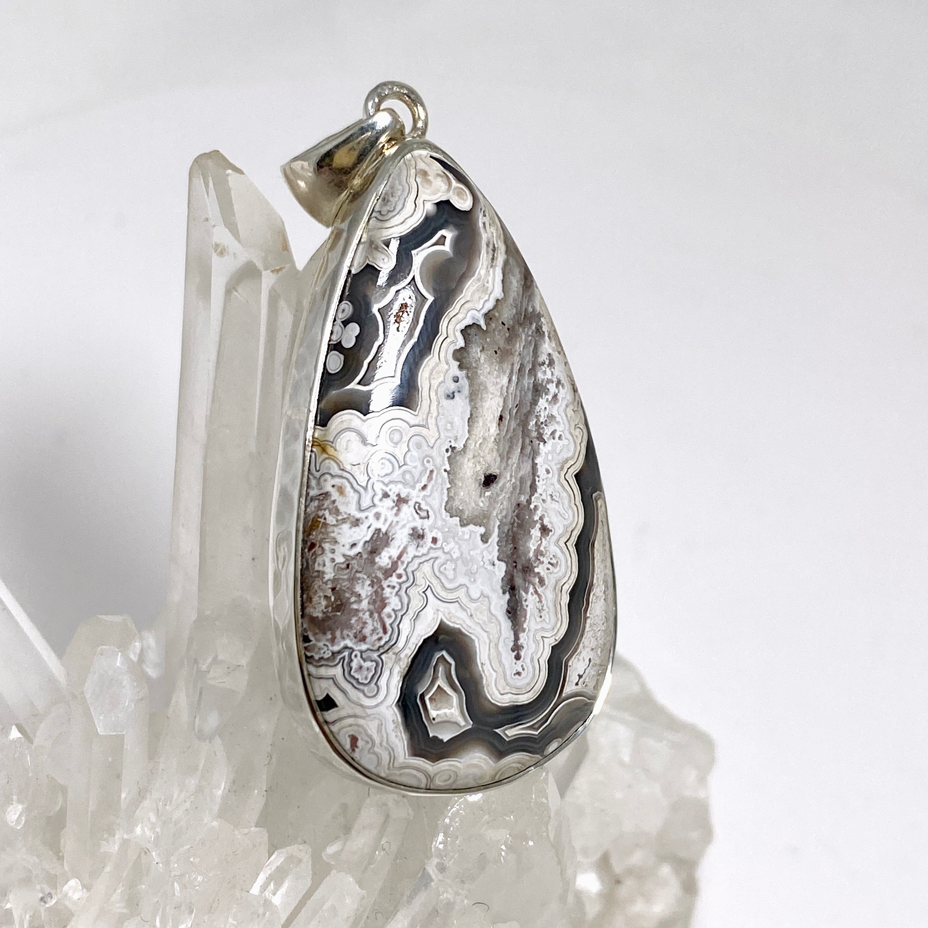 Mexican Crazy Lace Agate Teardrop Pendant Necklace KPGJ4574 | Handmade Gemstone Jewelry for Women | Perfect for Boho Fashion & Special Occasions